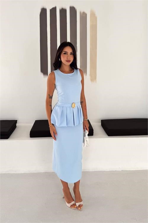 Dipmoda kadın bebe mavi kolsuz peplum kesim midi boy kemer tokalı elbise DPK4640