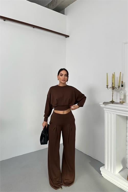 Dipmoda kadın dikiş detaylı crop sweat bol paça eşofman altı modal kumaş ikili takım DPNP017