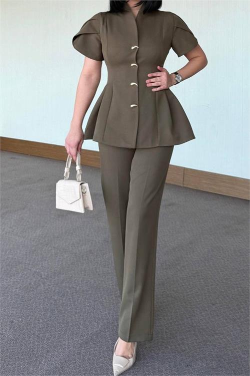 Dipmoda kadın haki gold düğme detaylı peplum kesim premium takım DPSTR4423