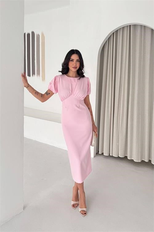 Dipmoda kadın pembe midi boy büzgü detaylı balon kol dar kesim elbise DPK4574
