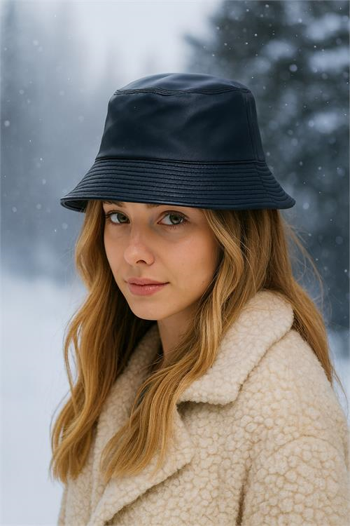 Dipmoda kadın siyah deri bucket şapka DPAKS022