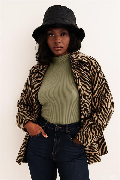 Dipmoda kadın siyah peluşlu kapitone bucket şapka DPAKS012