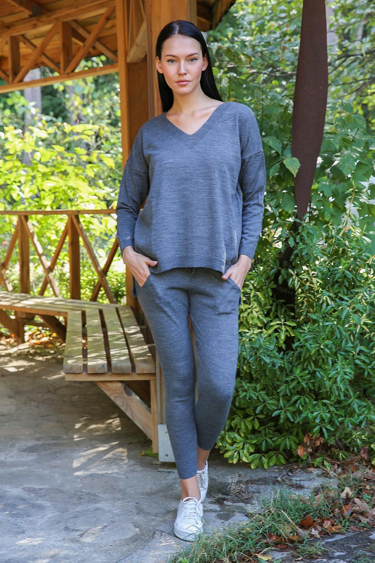 Dipmoda Kadın V Yaka Asimetrik Kesim İkili Triko Takım DPNB7057