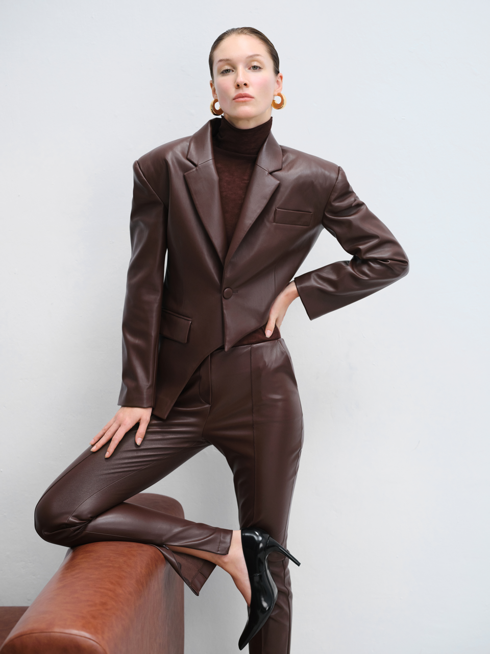 UMBER VEGAN LEATHER ASSYMETRICAL BLAZER