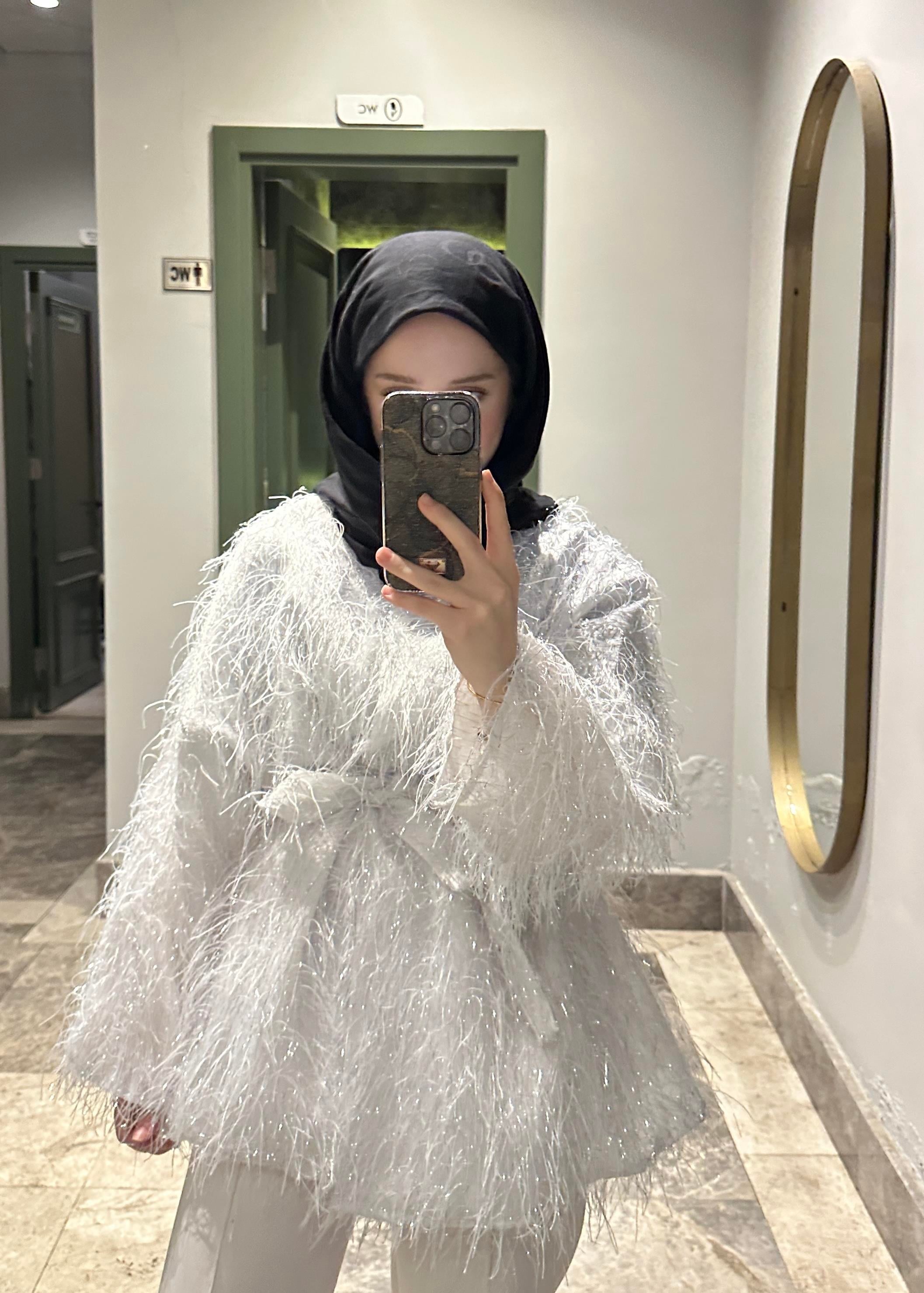 Püsküllü Ceket Kar Beyaz