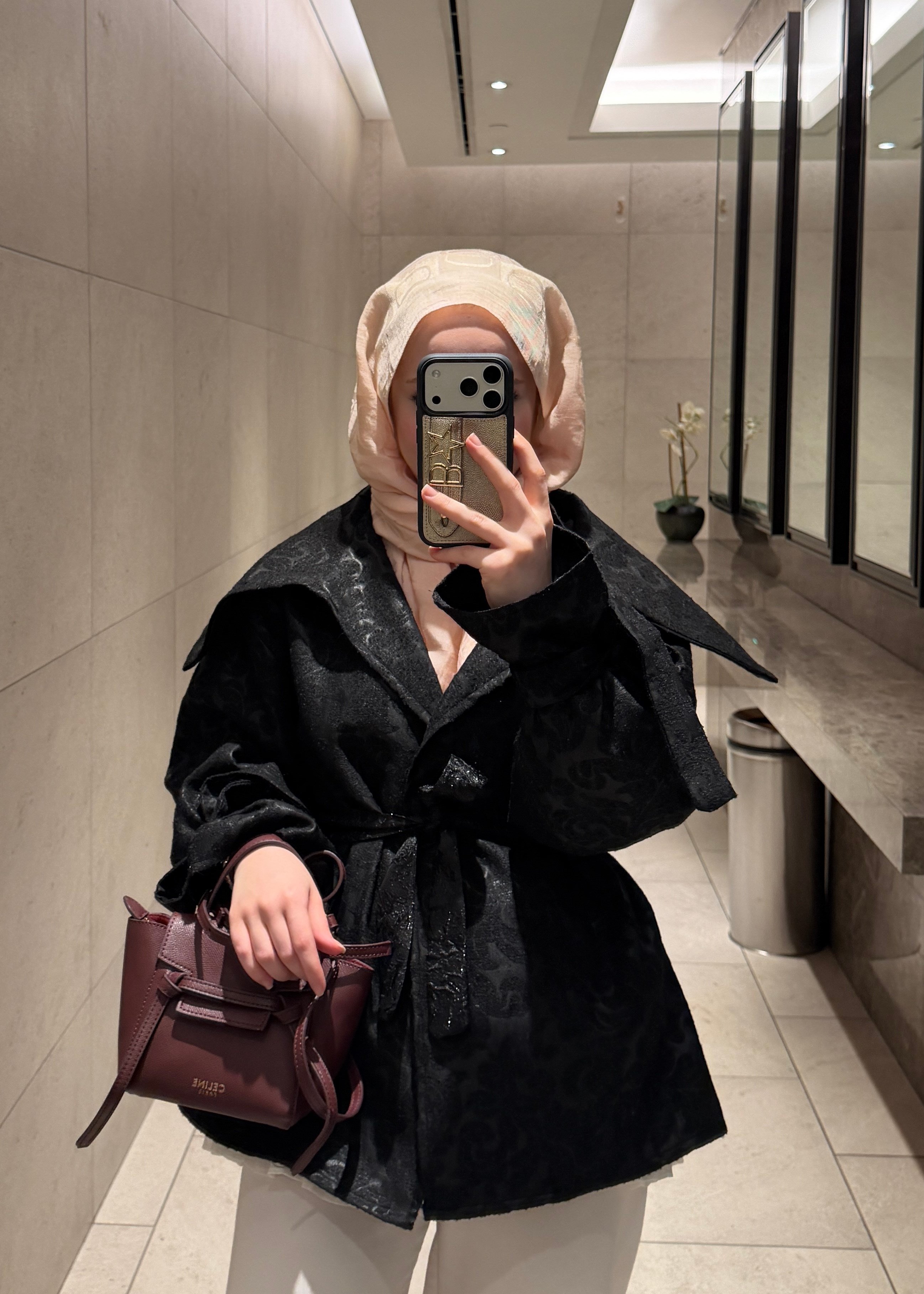 Yakalı Brokar Ceket Siyah