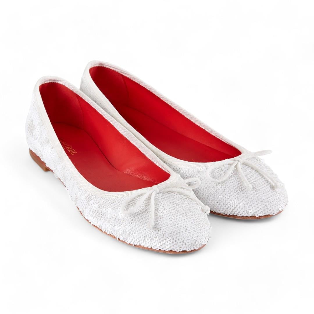 Scarlett - Beyaz Payet İşlemeli Kumaş Babet Ayakkabı