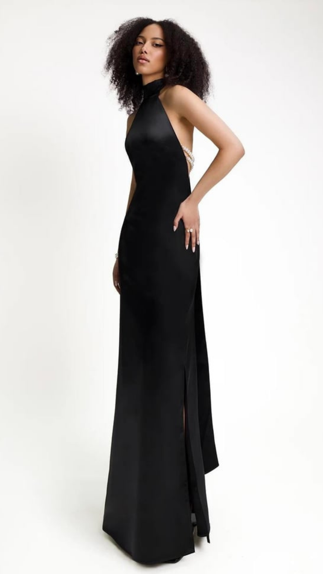 Siyah Maxi Boy Saten İnci Detaylı Elbise