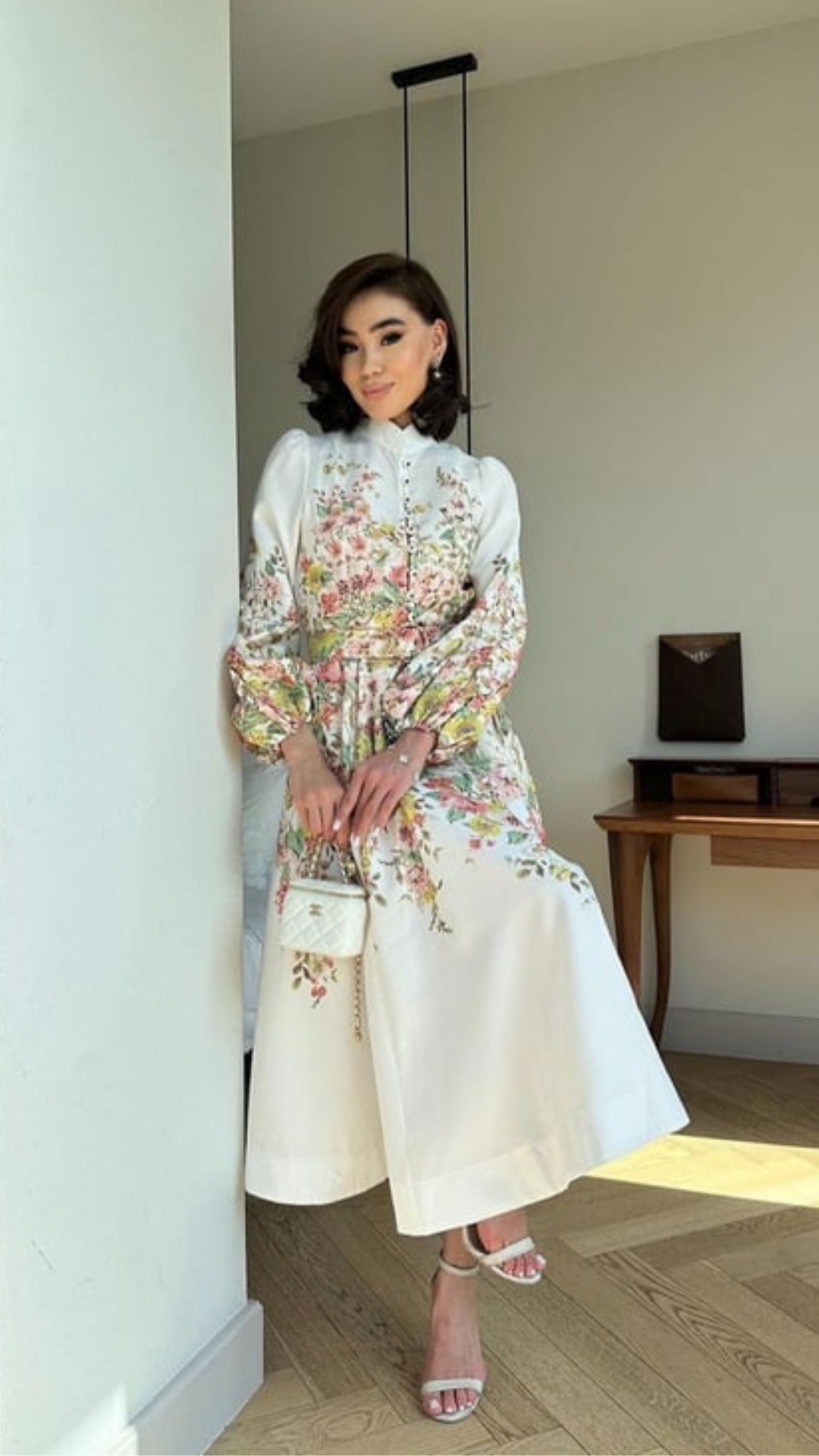 Tasarım Çiçek Desenli Midi Boy Elbise