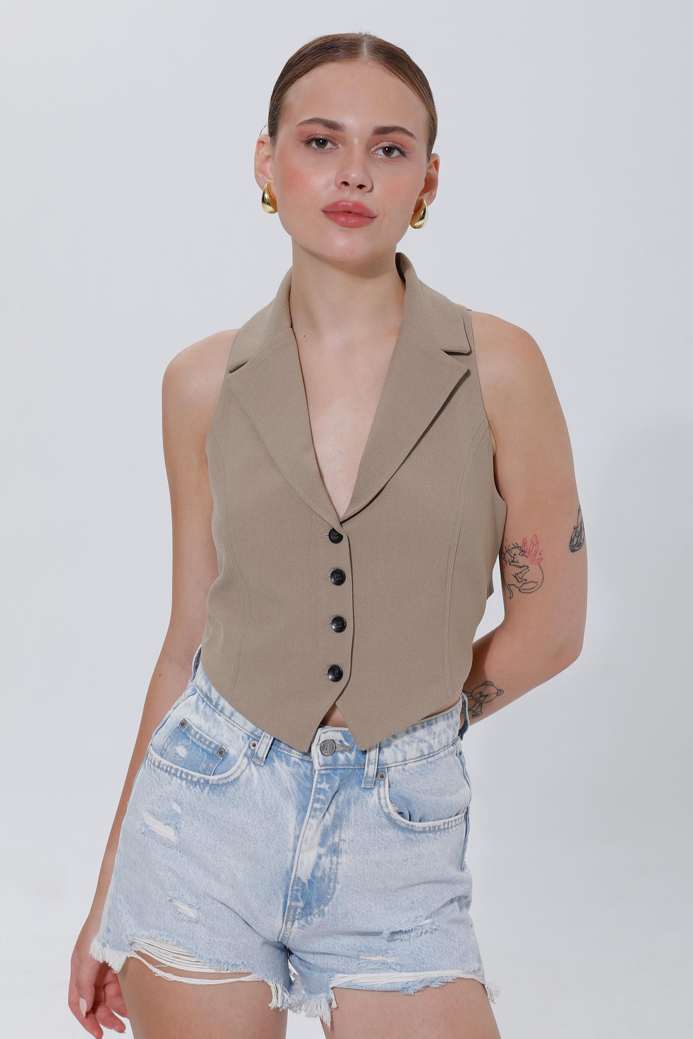 YAKALI CUT OUT PREMIUM YELEK