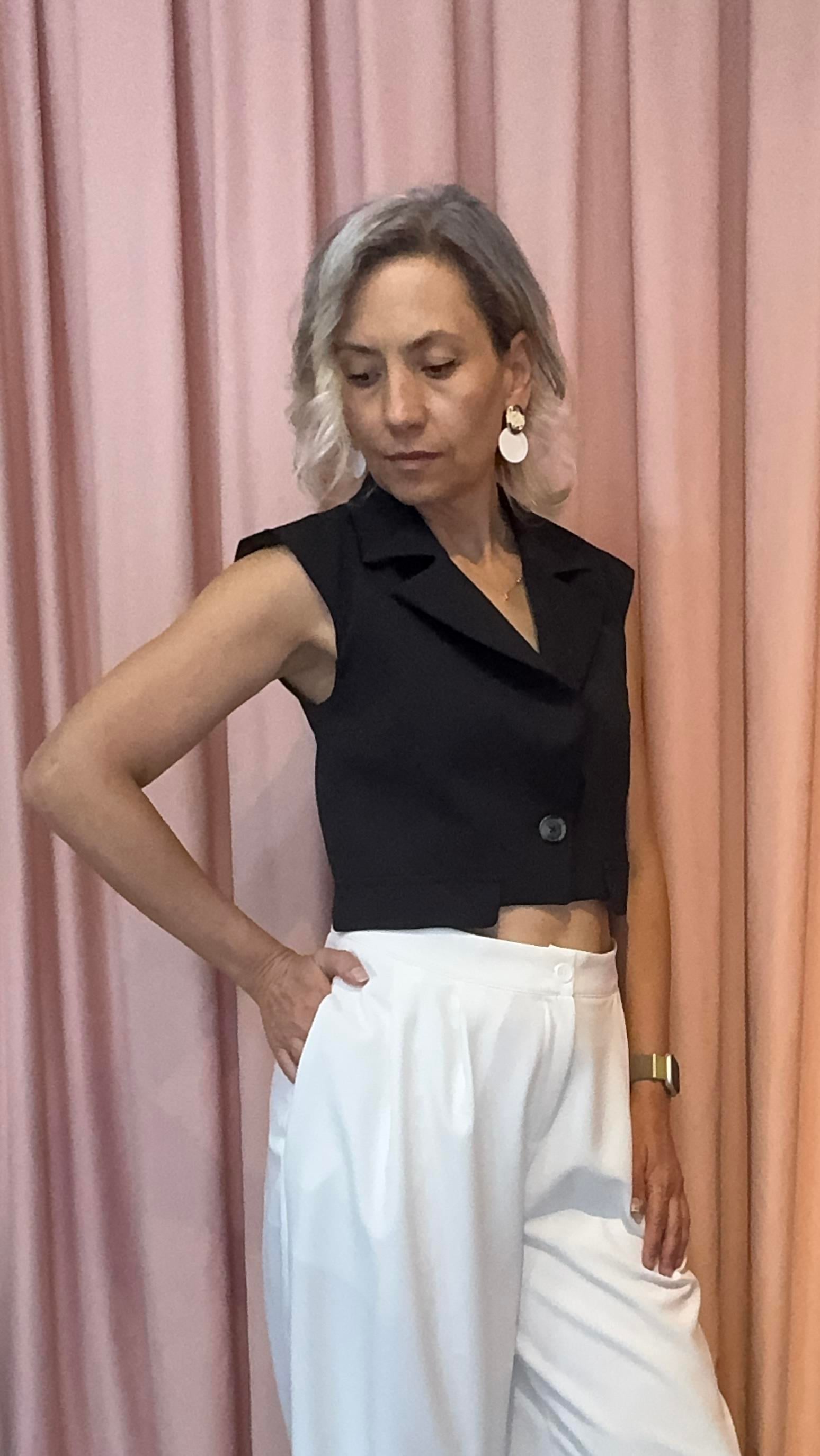 Düğme detay cepli yelek