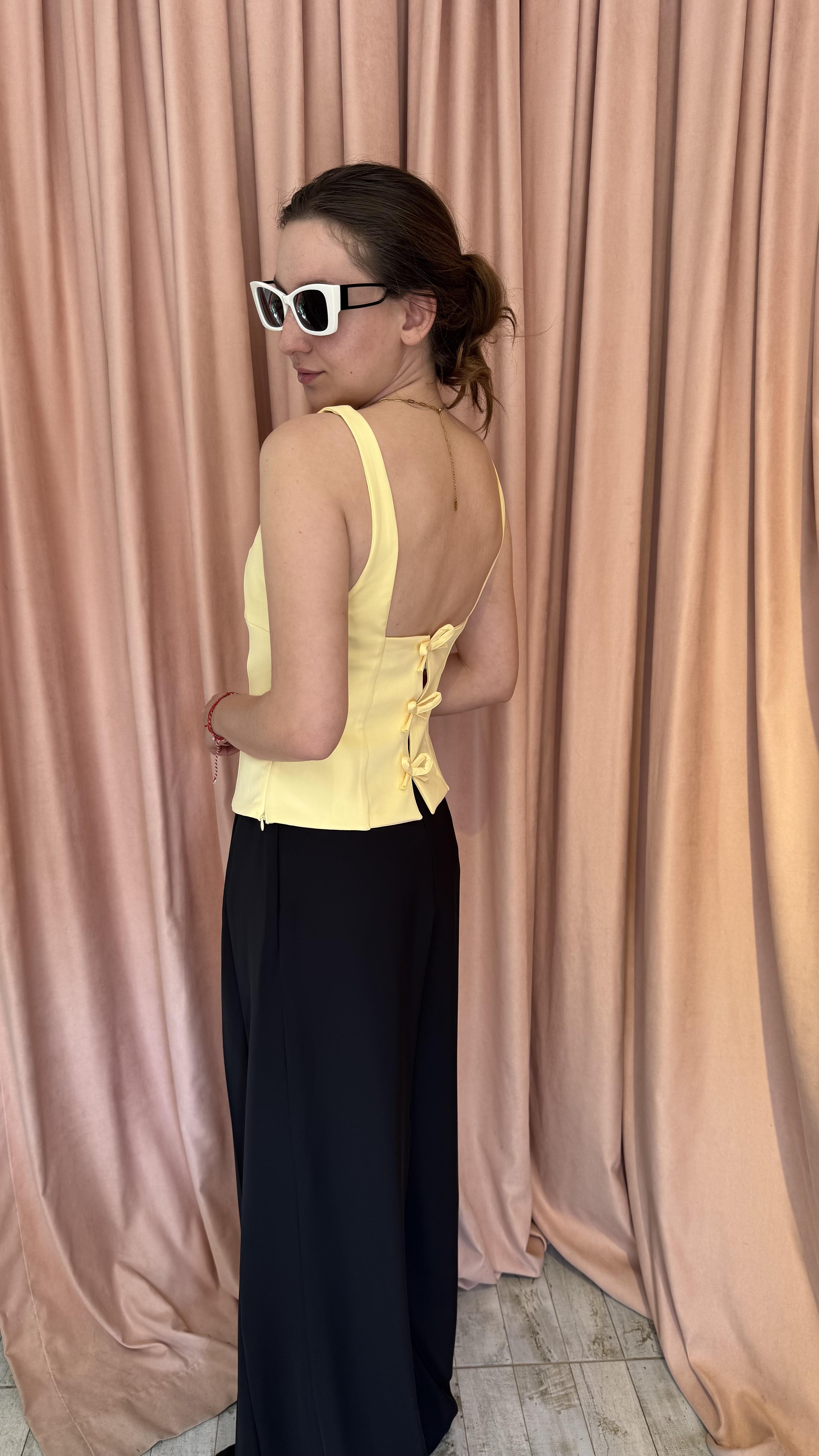 SIRT KURDELA DETAY ÜST