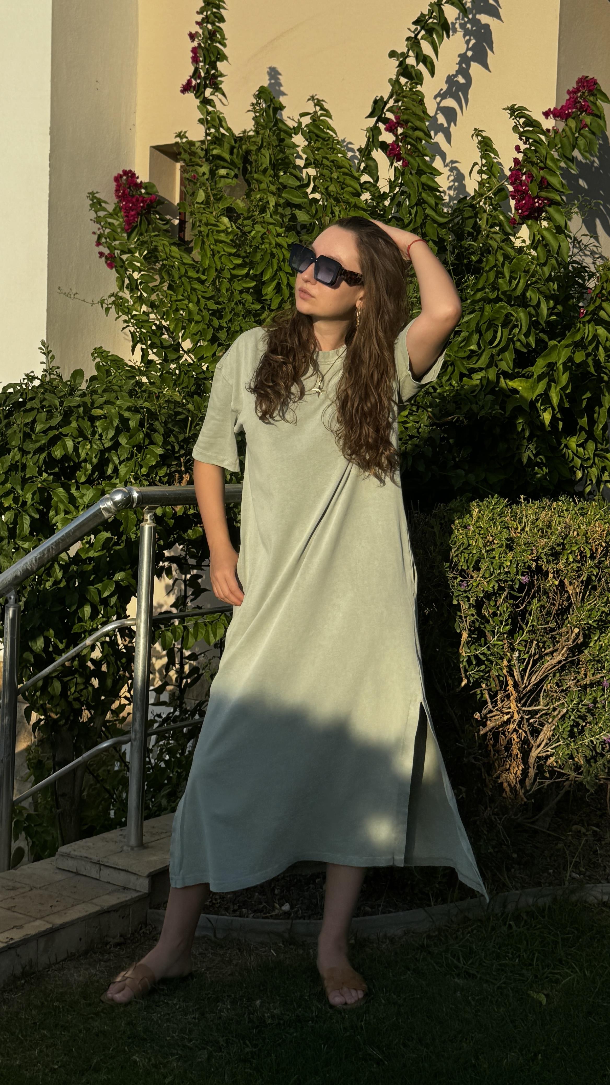 zara model cepli yırtmaçlı mint elbise 