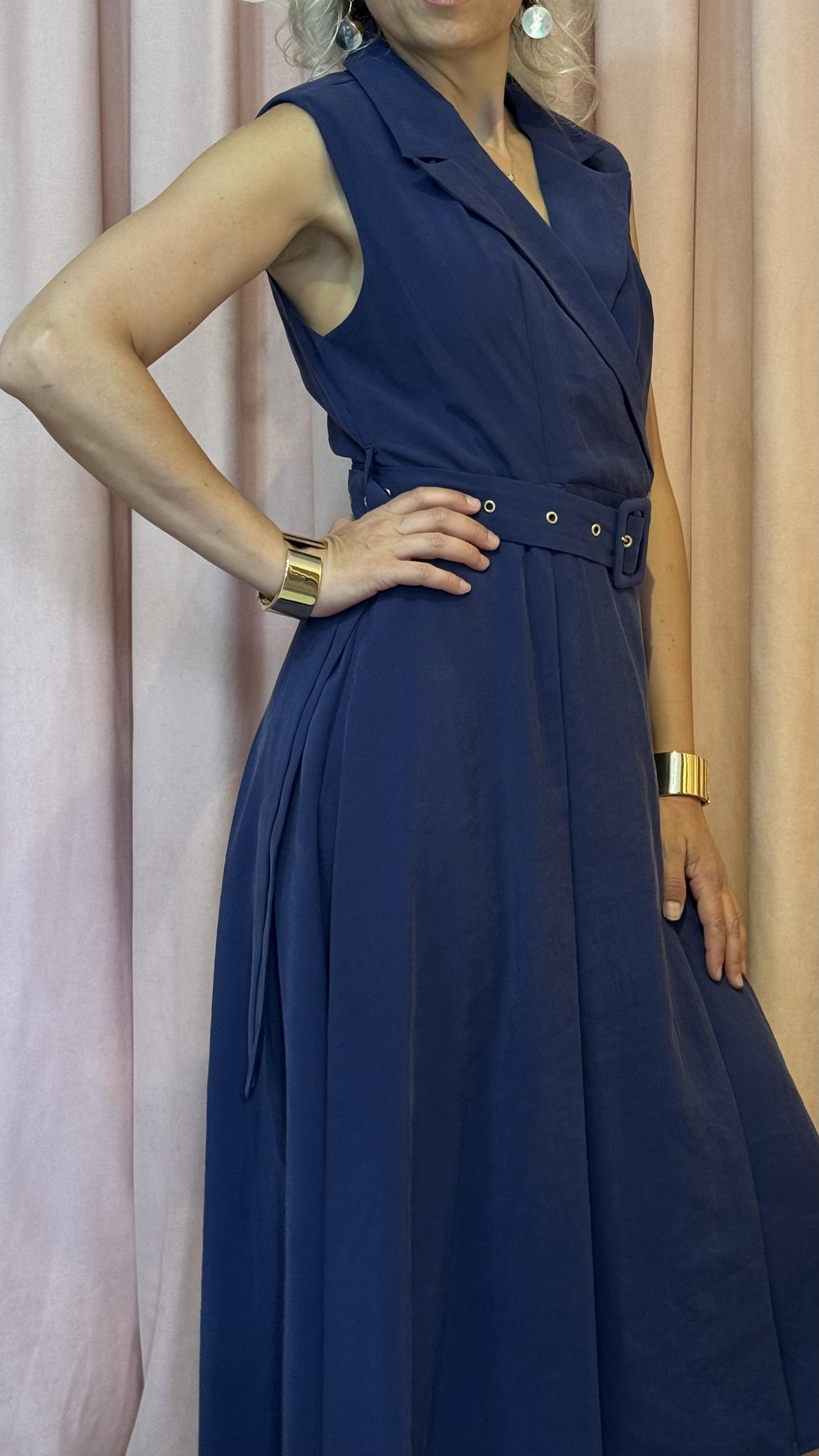 asimetrik kendinden kemerlii elbise