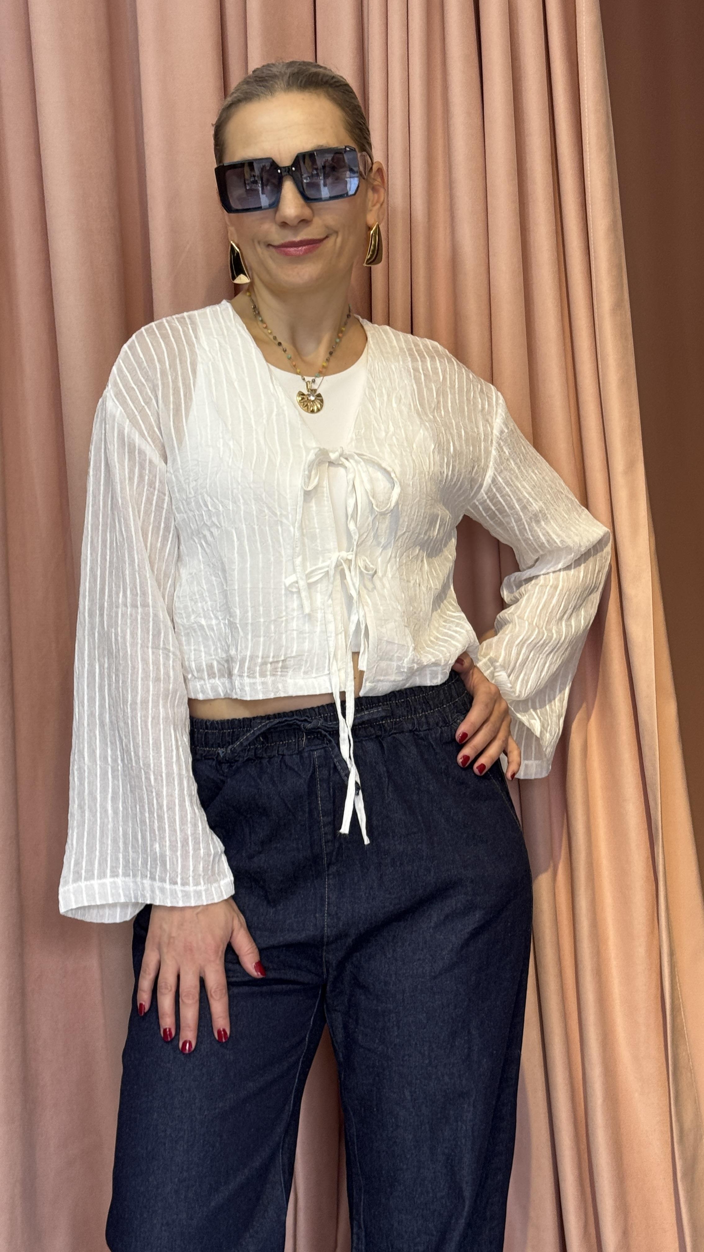 BAĞCIKLI KENDİNDEN ÇİZGİLİ GÖMLEK