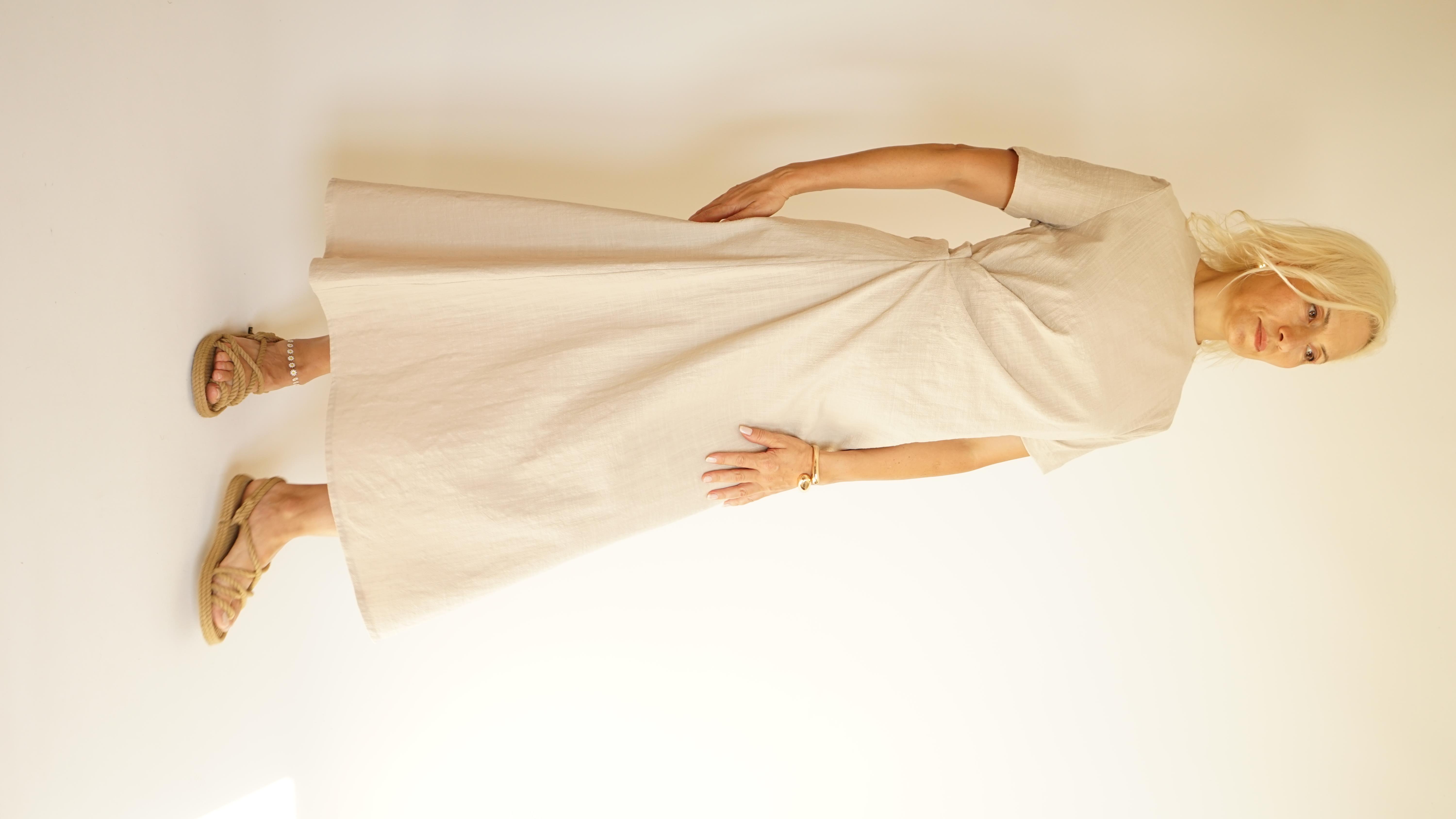 kısa kol drapeli keten elbise