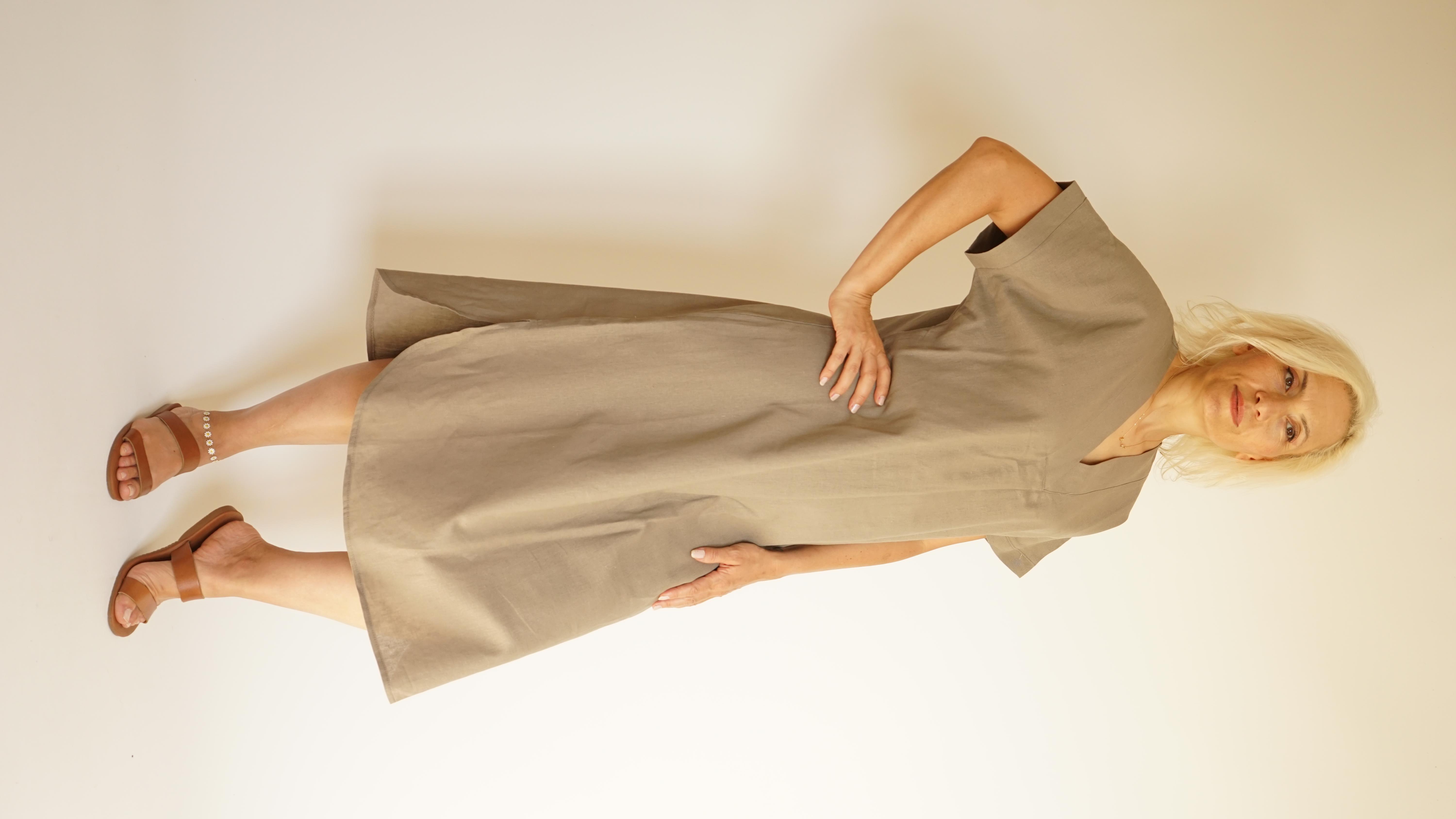 kısa kollu v yaka keten elbise