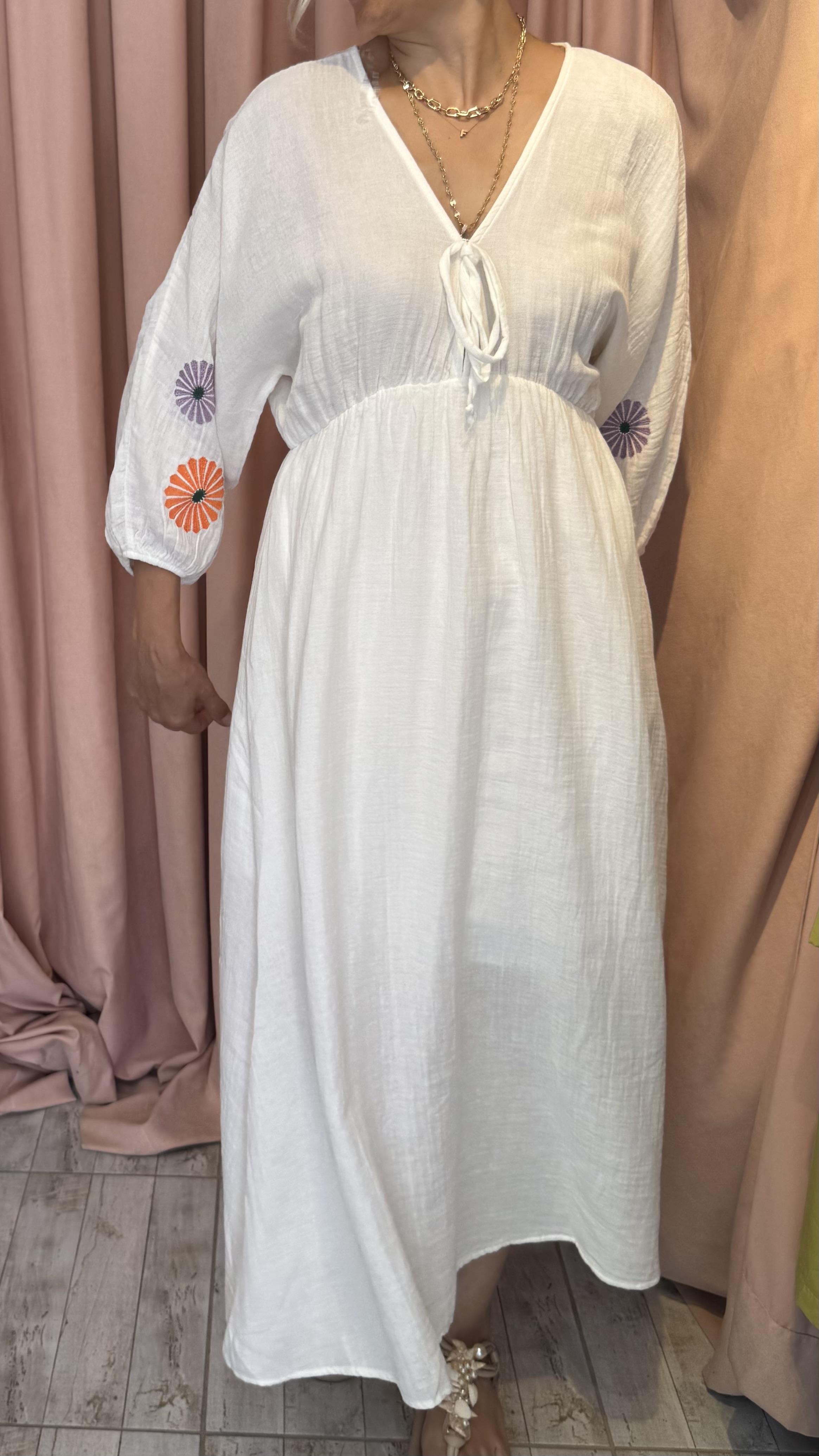 kolu çiçek detaylı müslin elbise