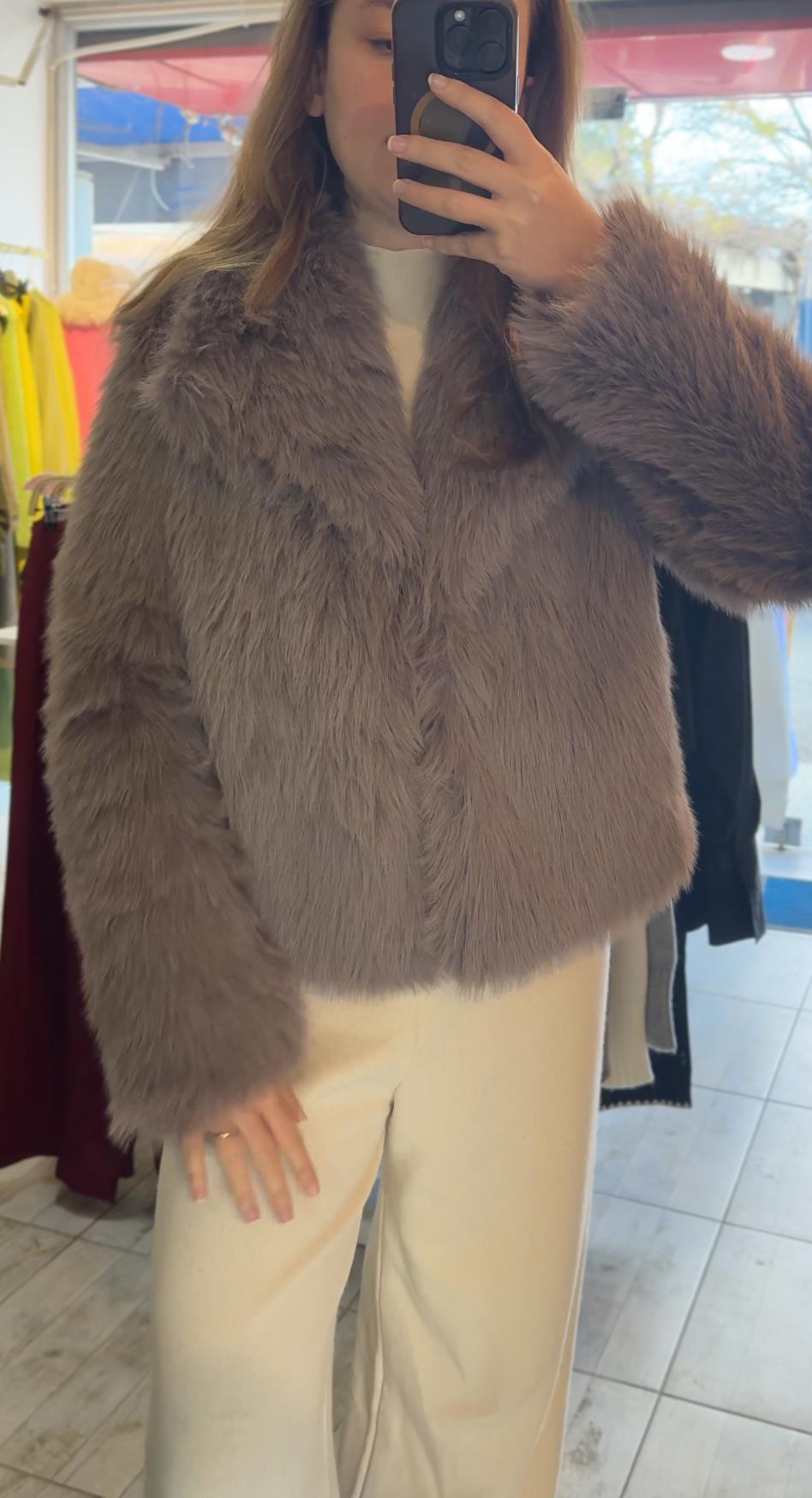 ŞAL YAKA PELUŞ KÜRK