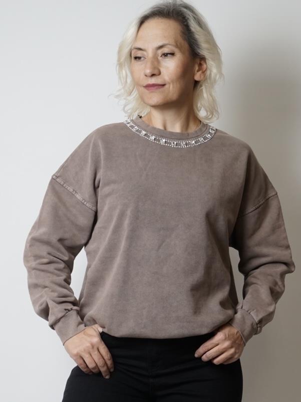 taş detay swetshirt