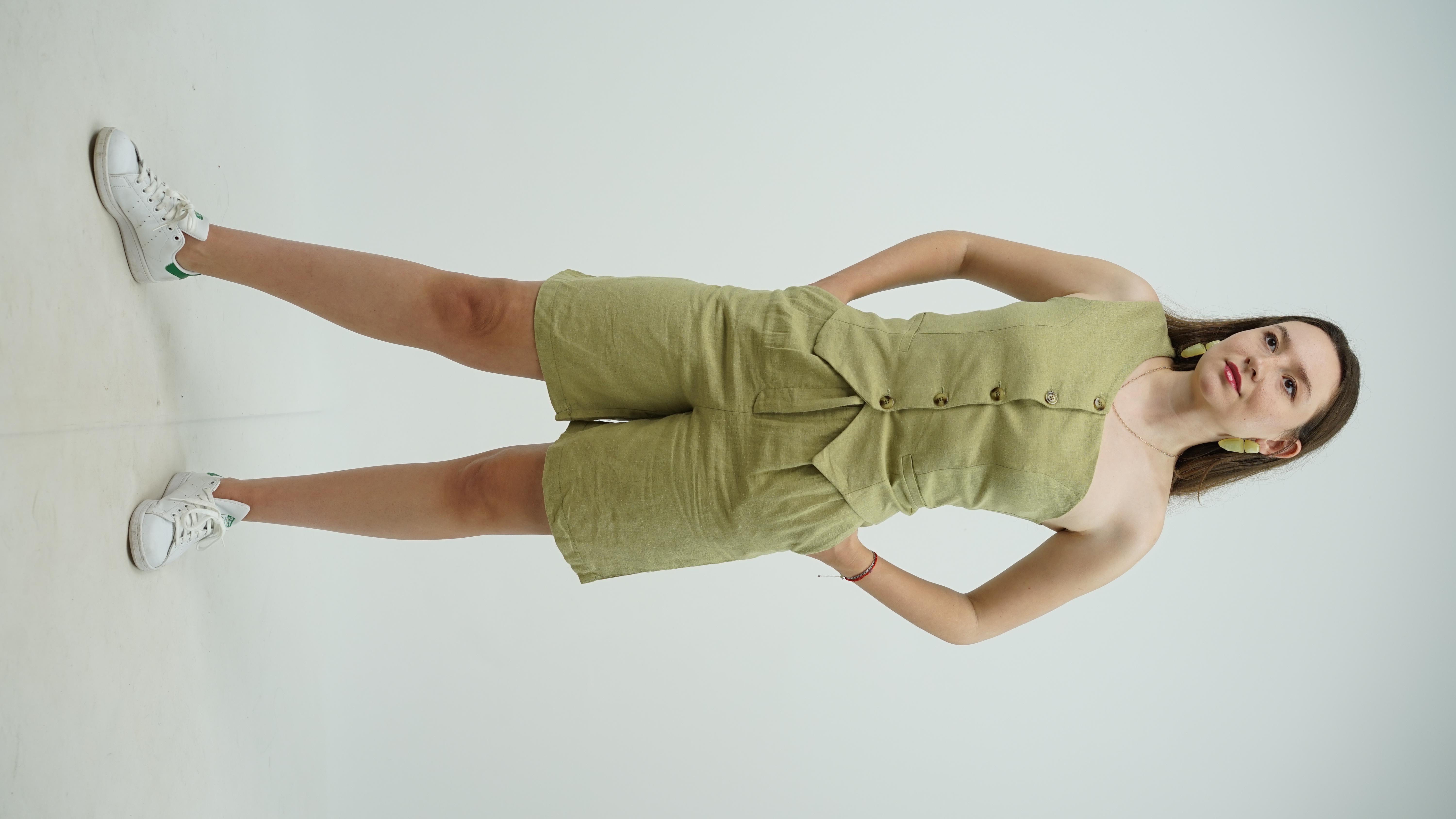 Tek omuz keten şortlu takım 