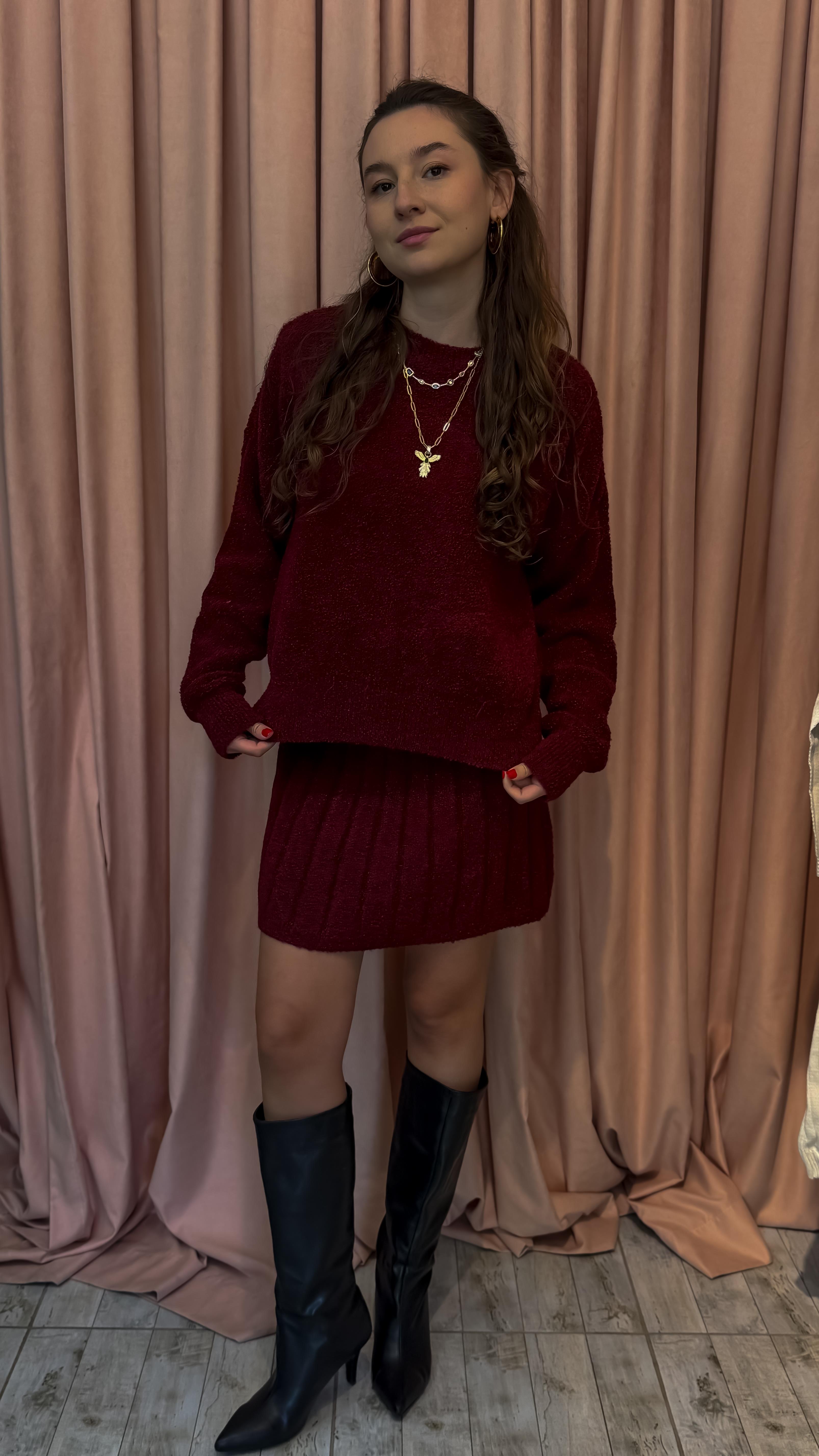 triko pileli etek kazak takım