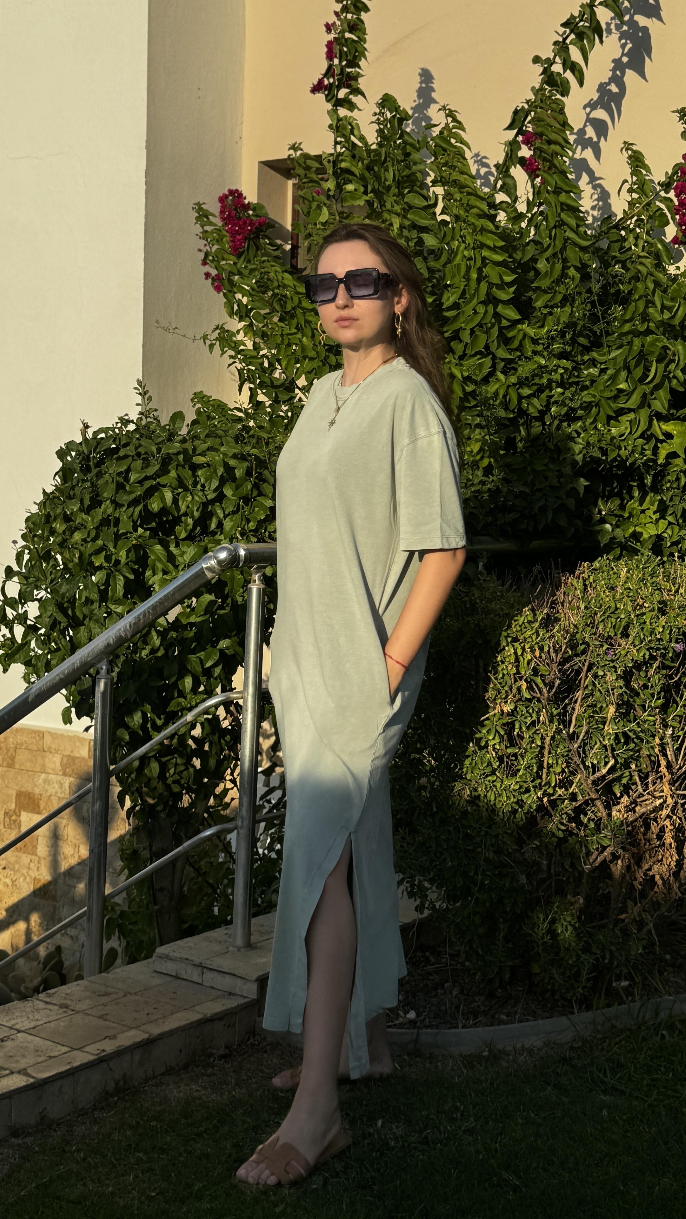 zara model cepli yırtmaçlı mint elbise 