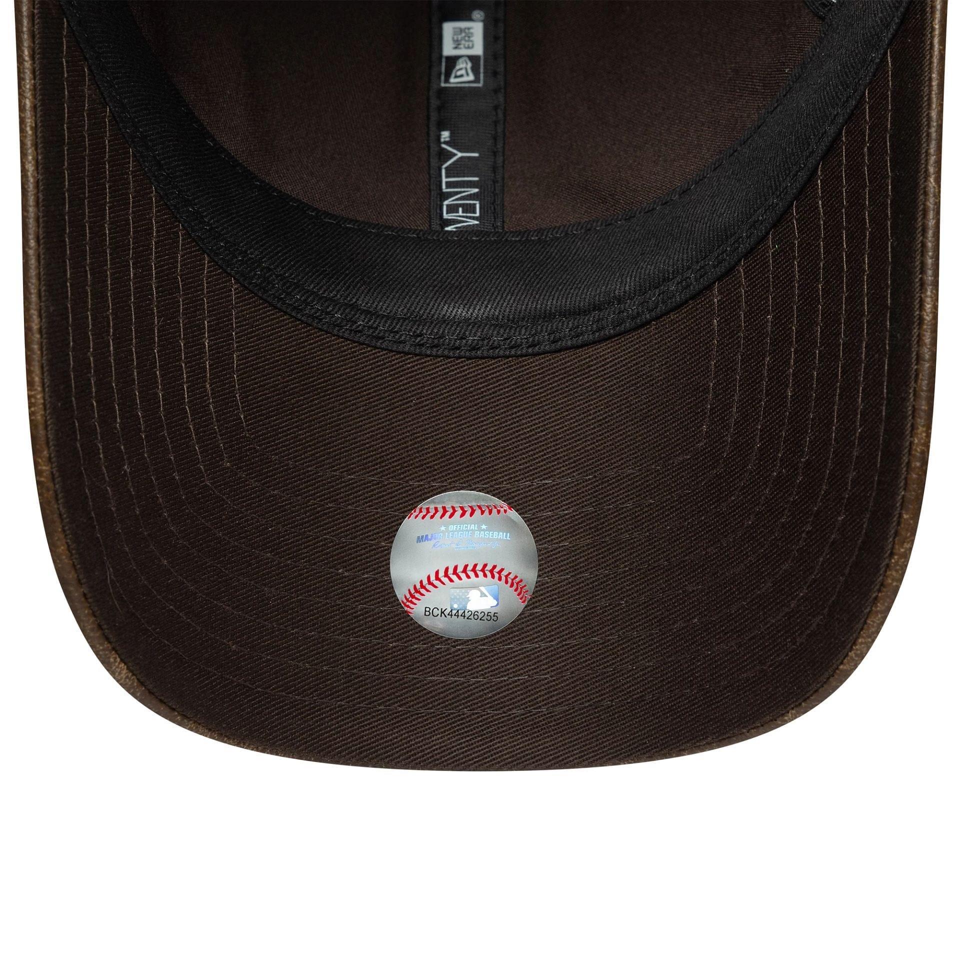 New Era New York Yankees Womens MLB Worn PU Dark Brown 9TWENTY Ayarlanabilir Şapka
