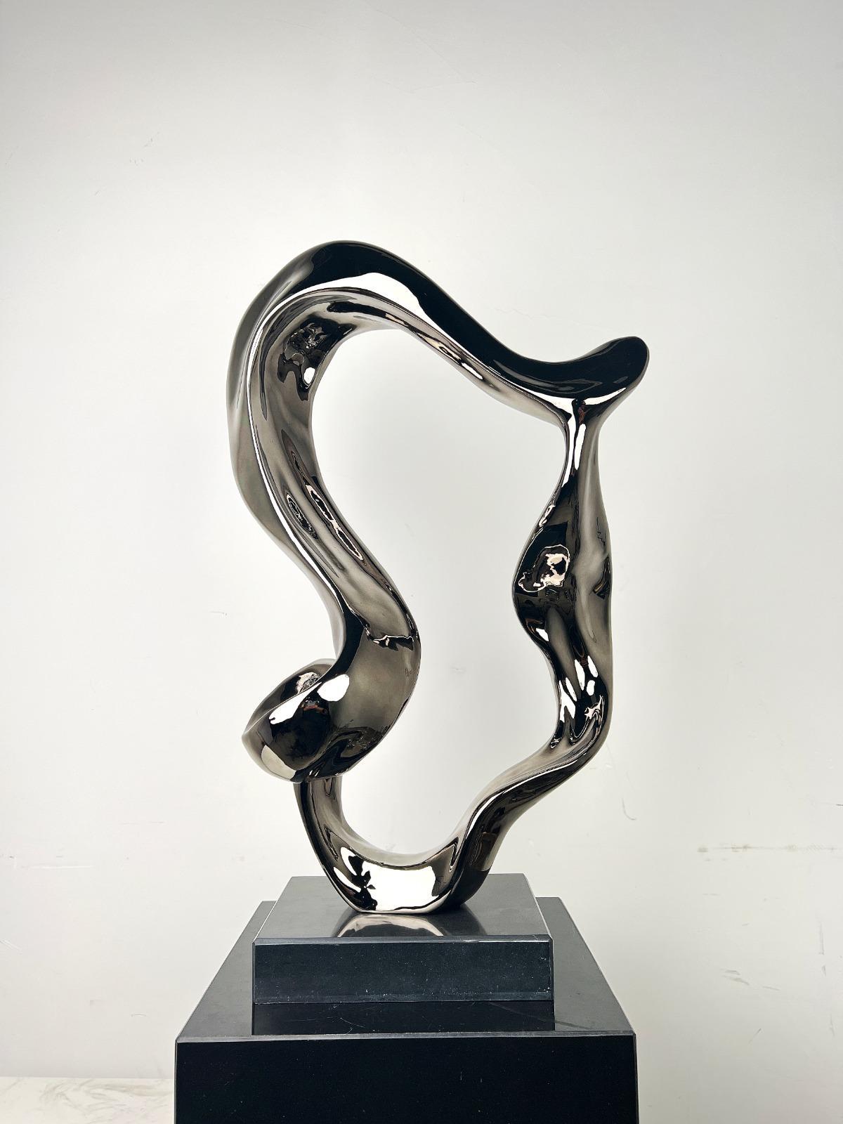 400*280*680 Black Fiberglass + Marble