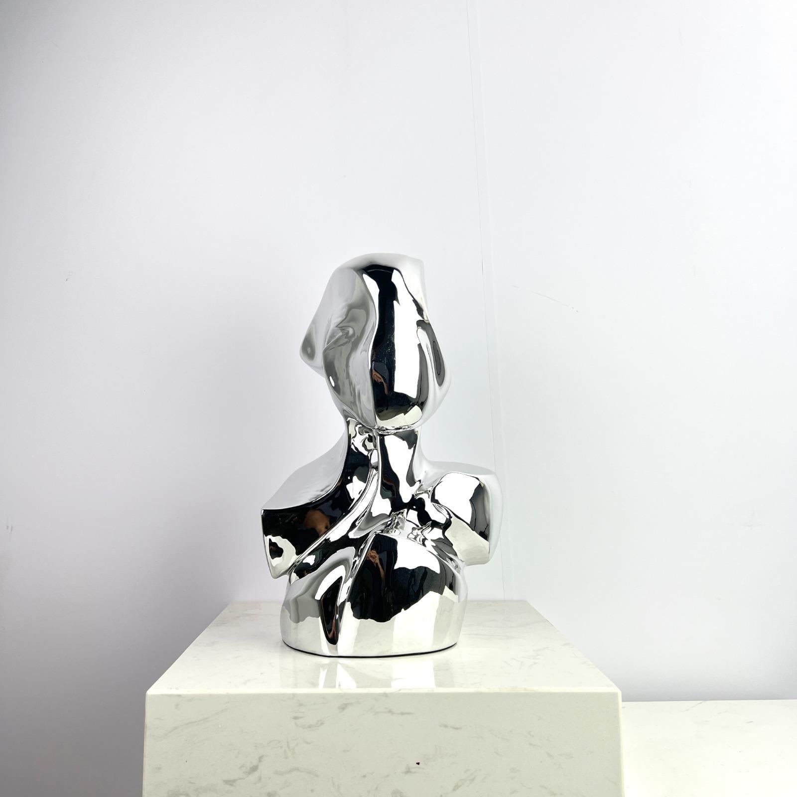 240*170*370 Silver Electroplated resin
