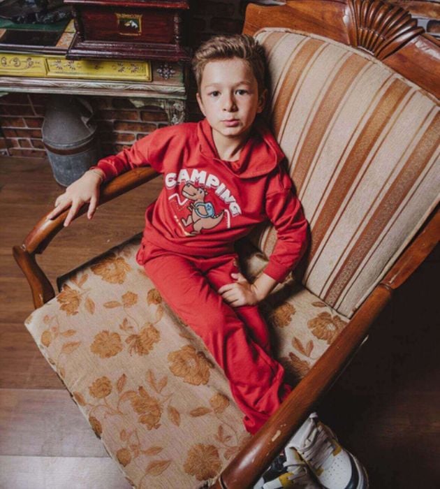 çocuk renkli sweatshirt