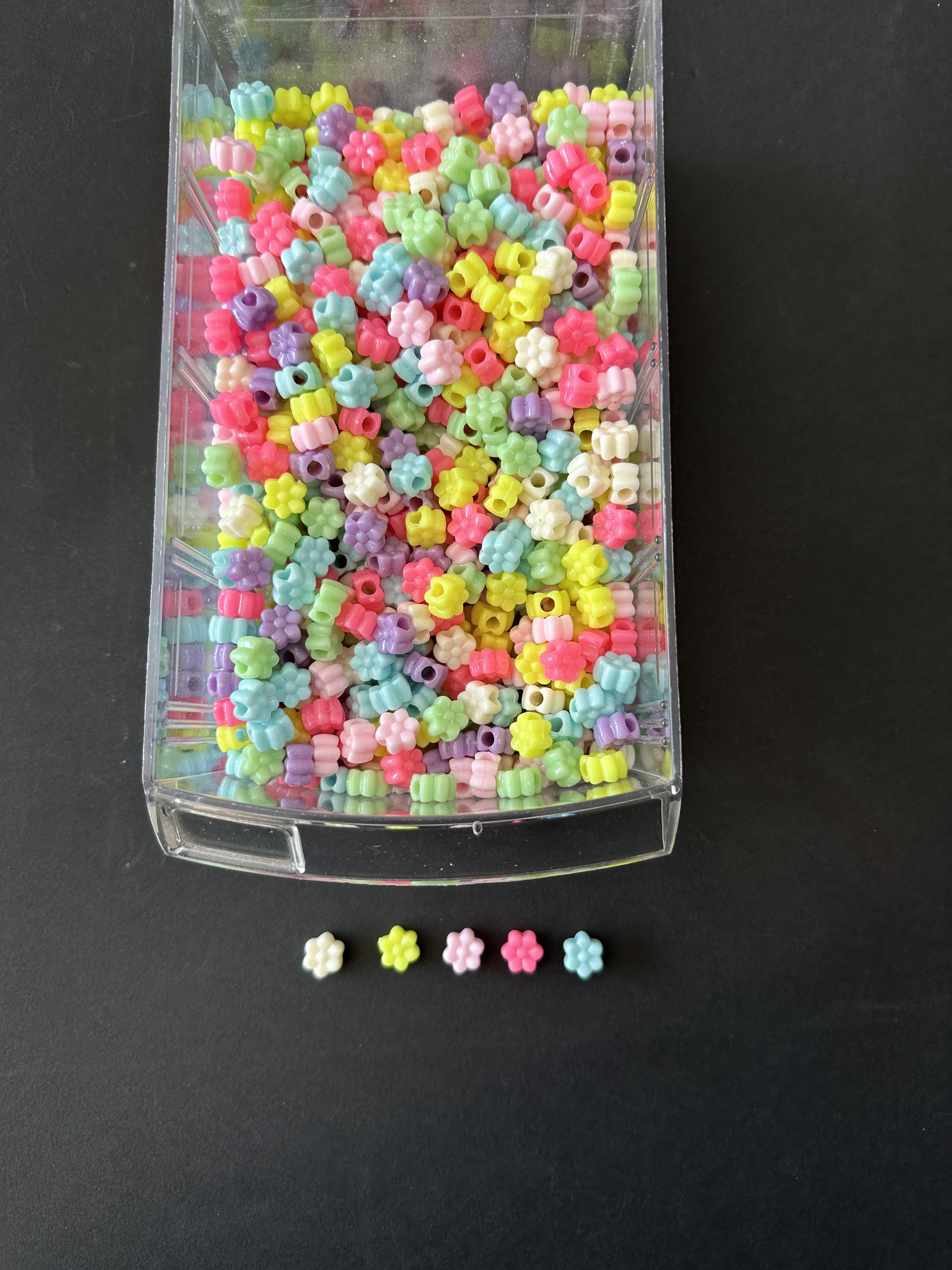 Papatya Model Plastik Figür boncuk 10 gram