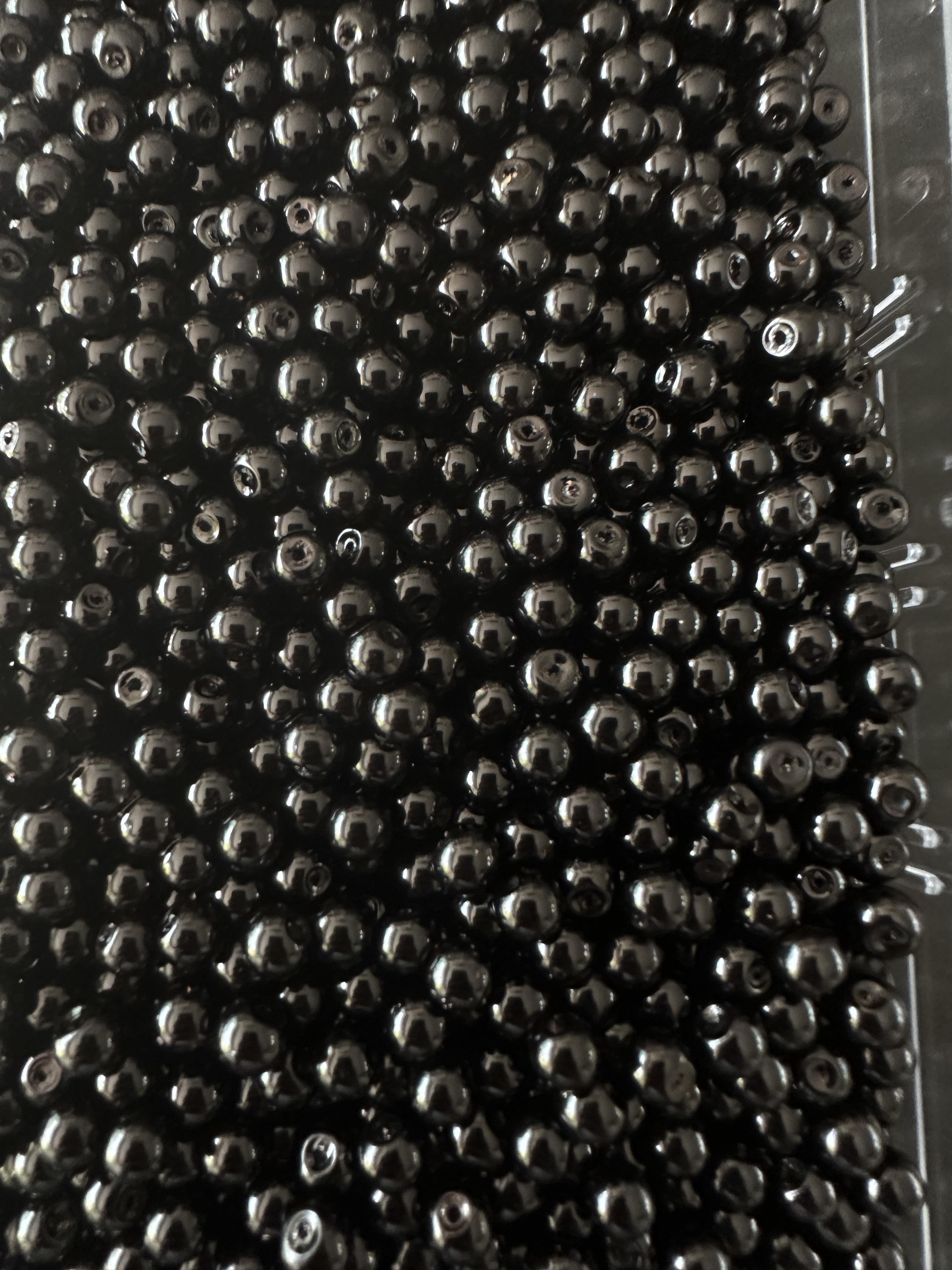 Siyah renk Cam inci boncuk 6 mm (10 gram)