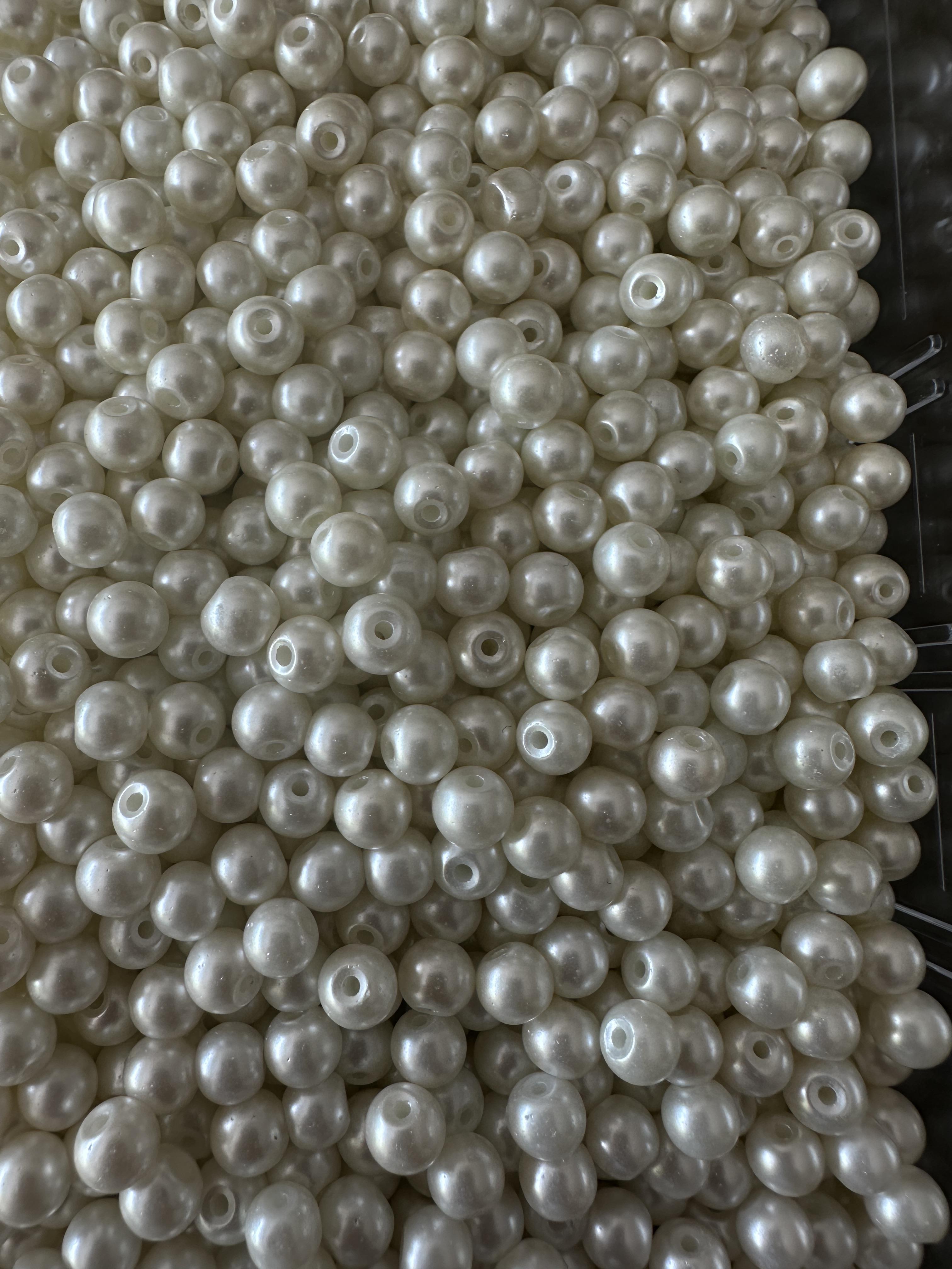Krem  renk Cam inci boncuk 8 mm (50 gram)
