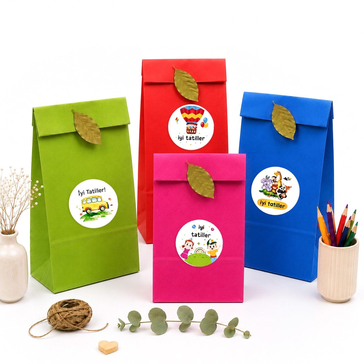 15x29 cm Karne Hediye Paketi ve Etiketli Set | 12li Renkli Kese Kağıdı