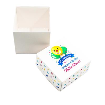 10x10x10 Doğum Gününe Özel Kapaklı Hediye Kutusu M3