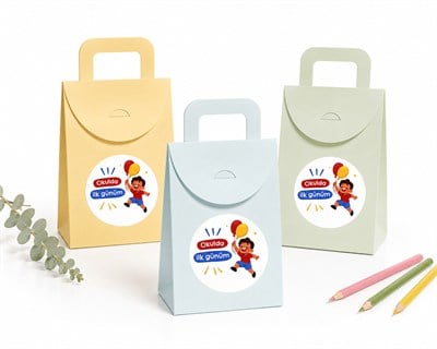 10x15 cm Renkli Karton Hediye Kutusu Okulda İlk Günüm Etiketli 15li Set