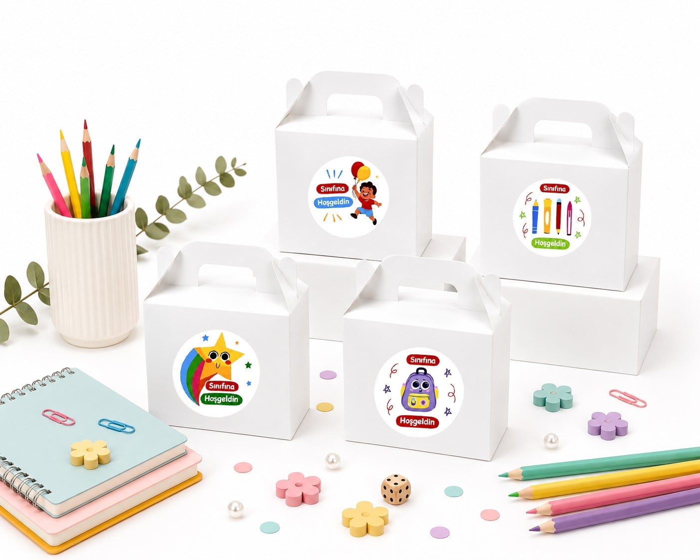 10x14 cm Beyaz Renkli Karton Hediye Kutusu Sınıfına Hoşgeldin Etiketli 12'li Set