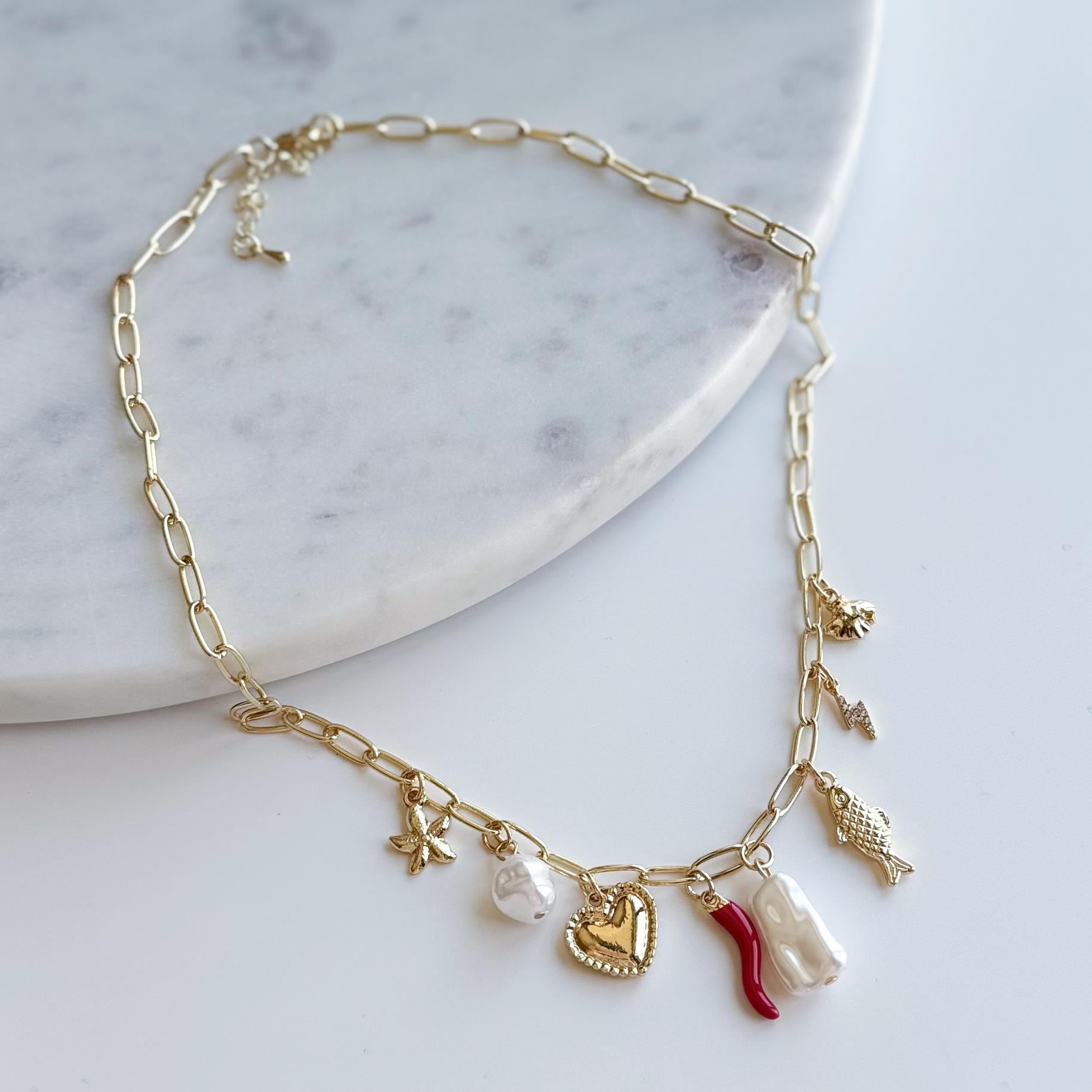 Çelik Charmlı Kolye