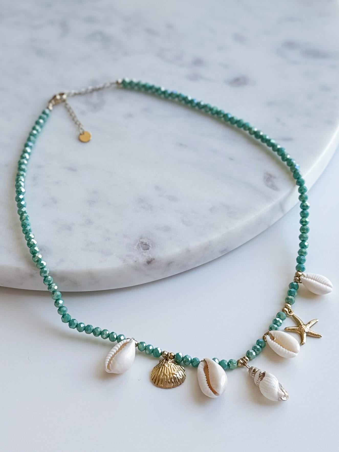 Çelik Charmlı Kristal Boncuk Kolye