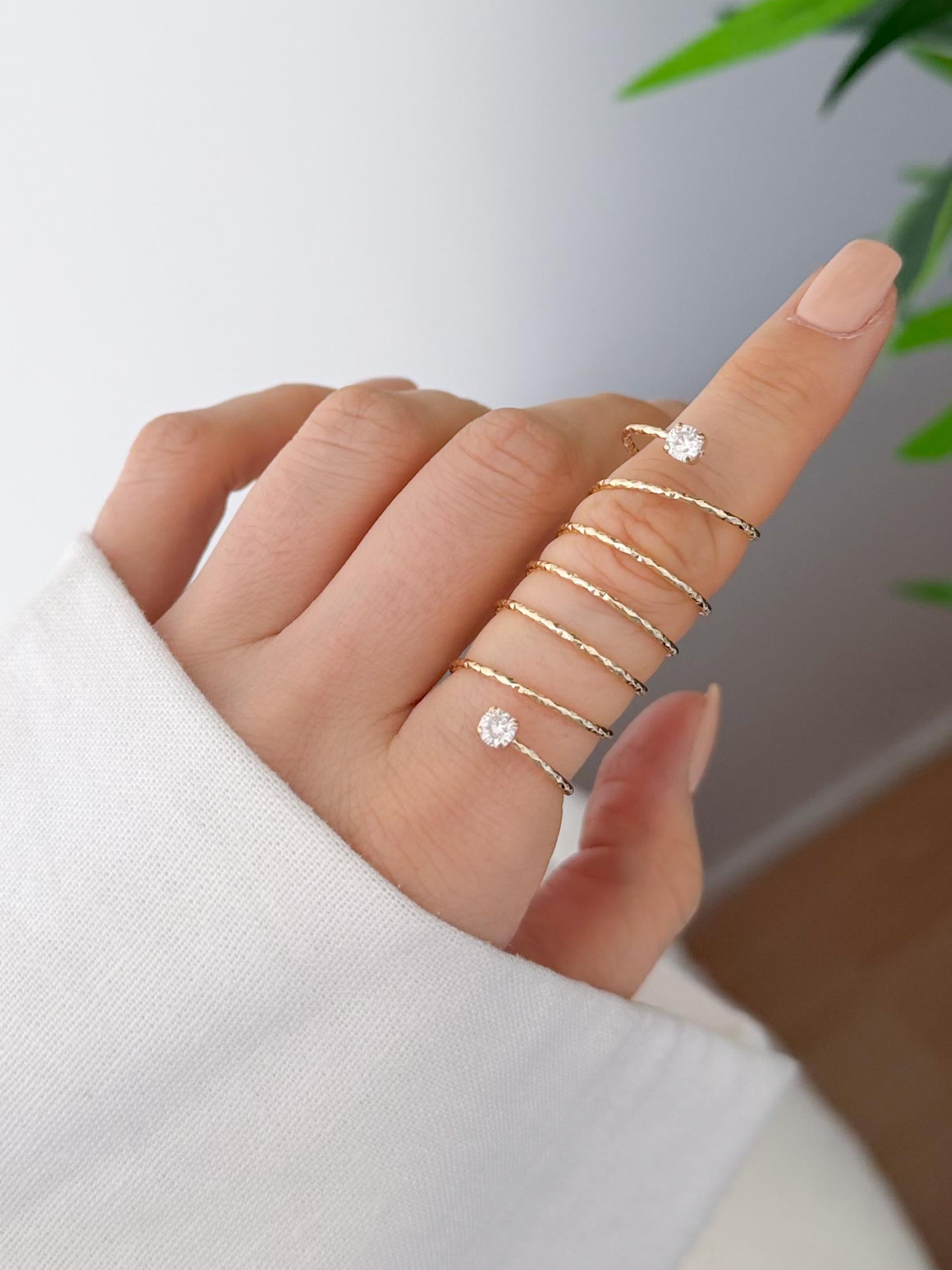 Çelik Spiral Taşlı Yüzük (Ayarlanabilirdir)