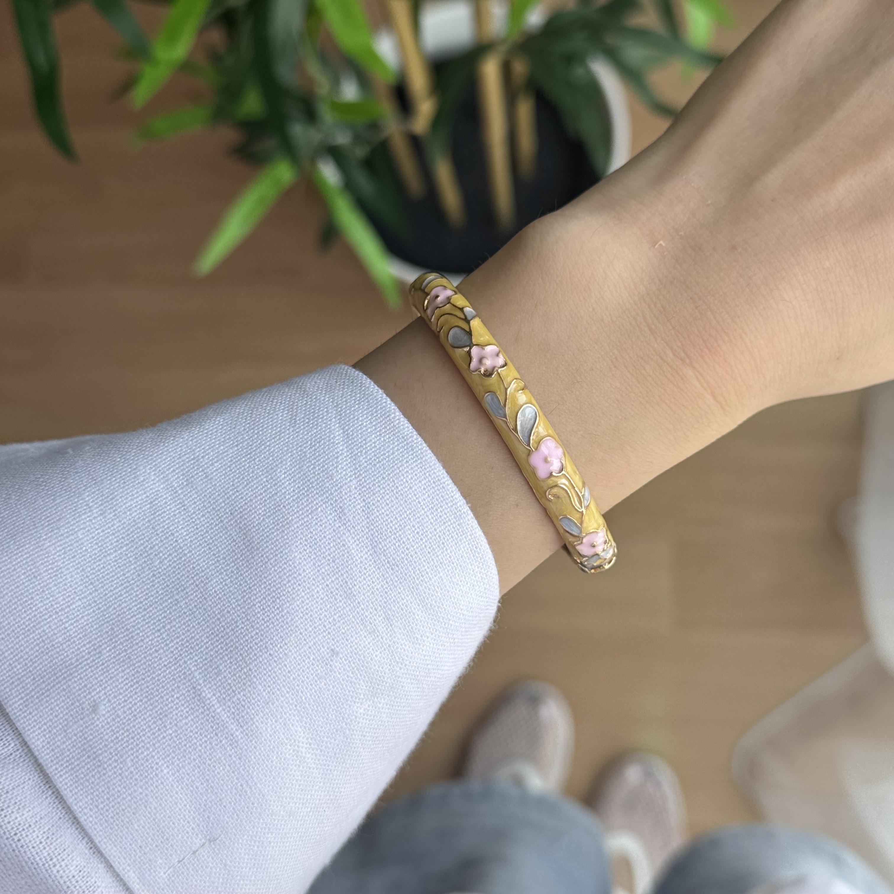 Mineli Çiçekli Bileklik