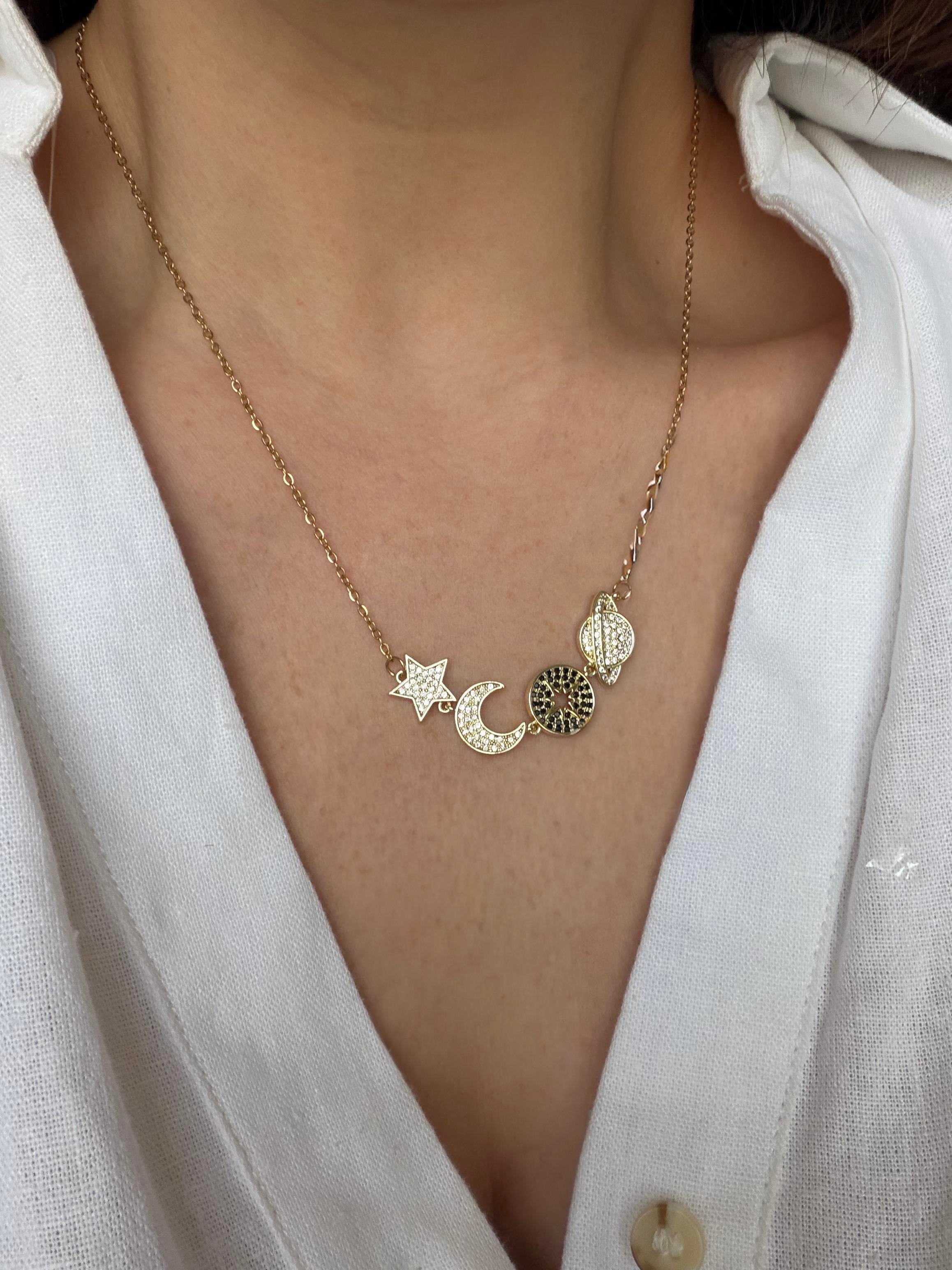 Çelik Gezegen Kolye