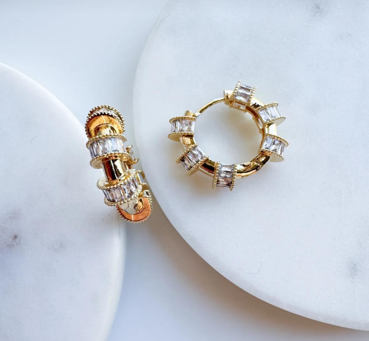 Çelik Taşlı Halka Küpe