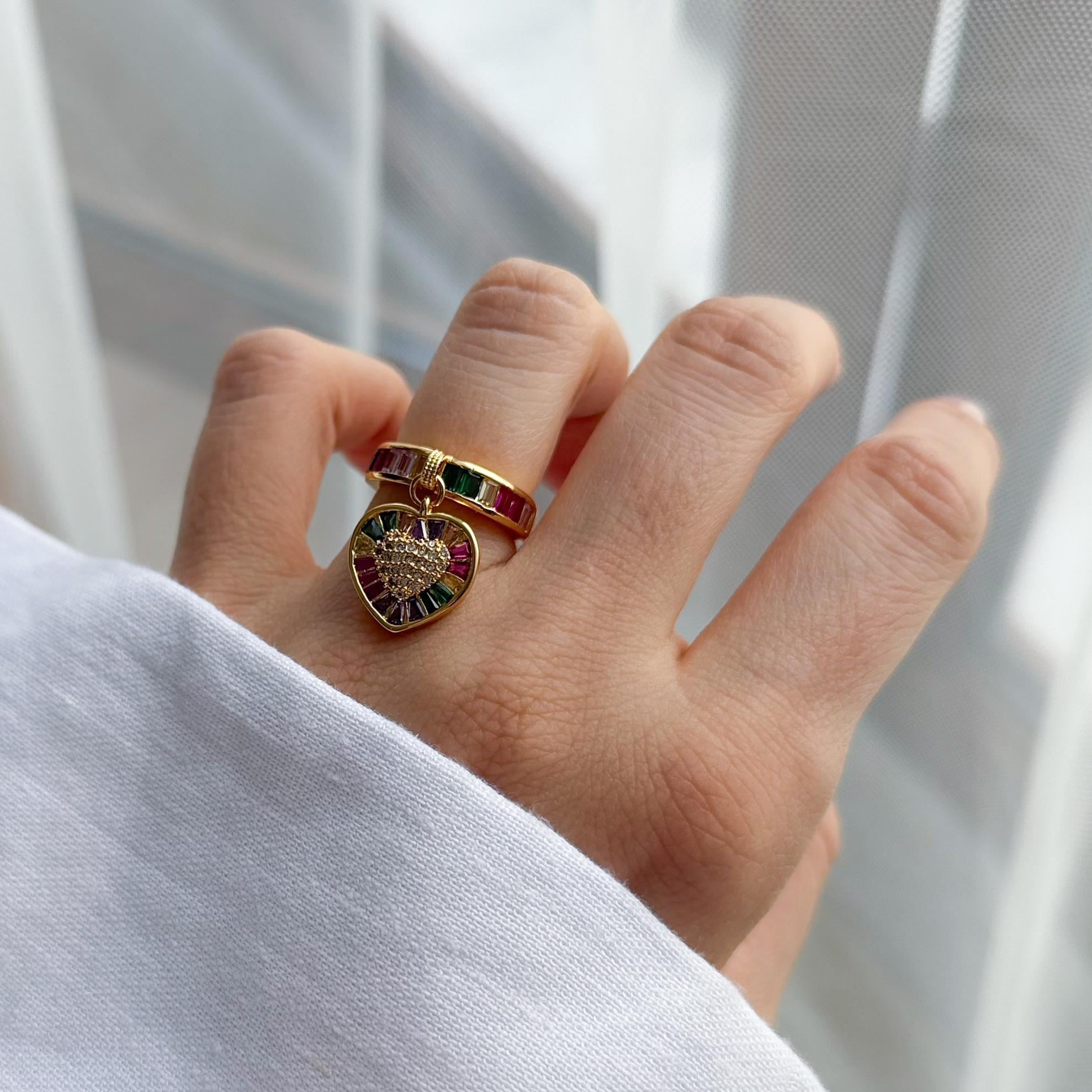 Çelik Taşlı Kalp Yüzük