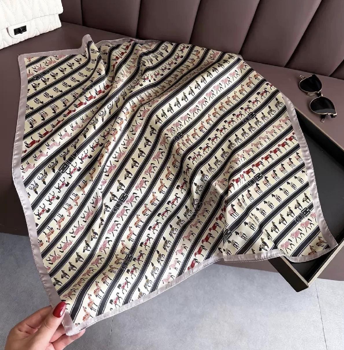 Desenli Şal-Fular 70x70