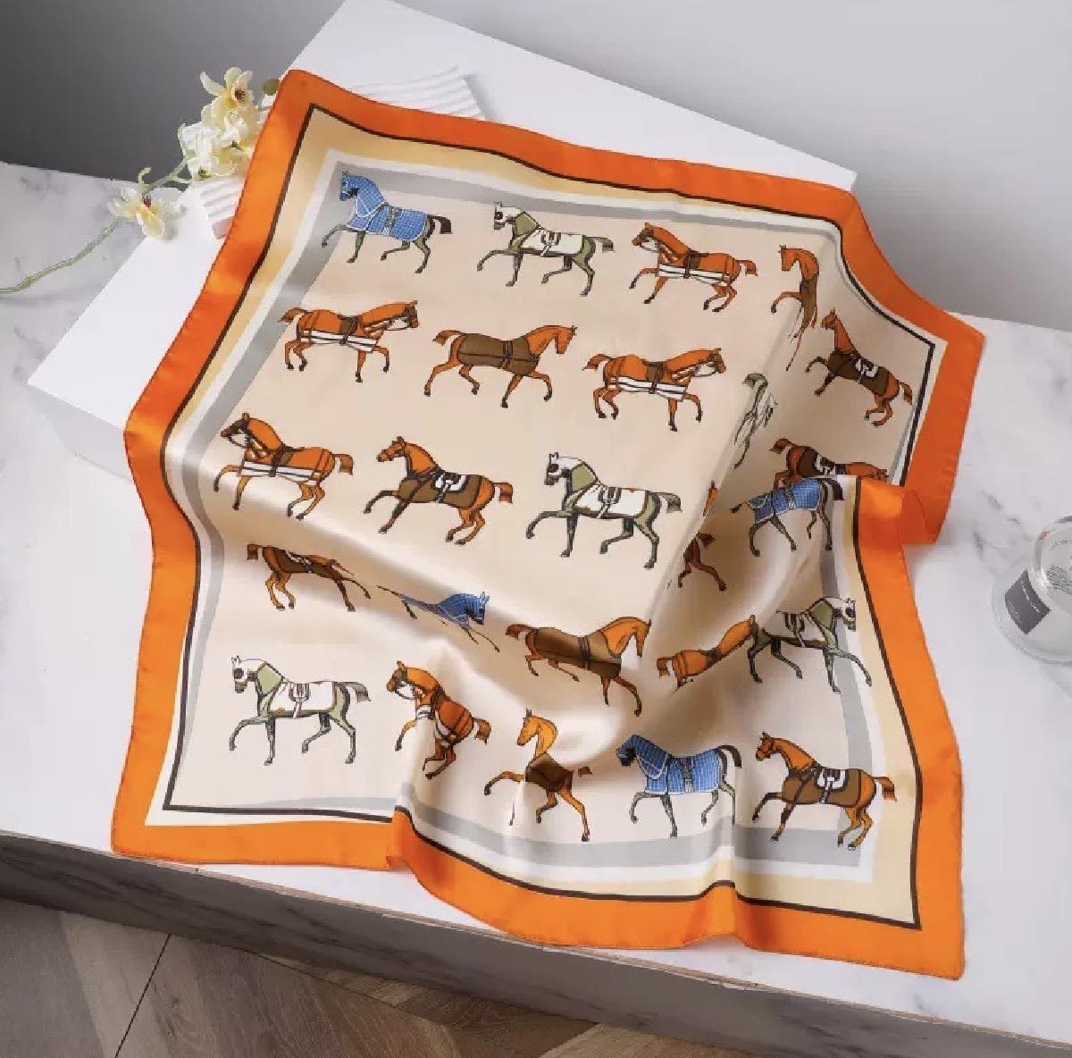 Desenli Şal-Fular 70x70