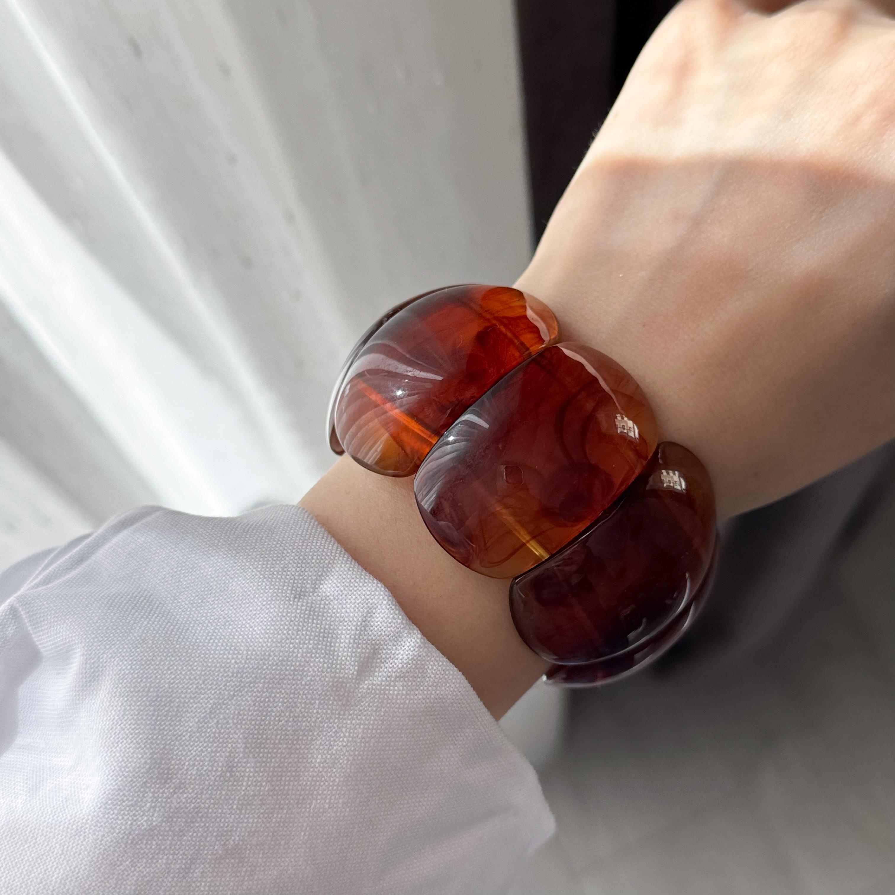 Kemik Lastikli Bileklik