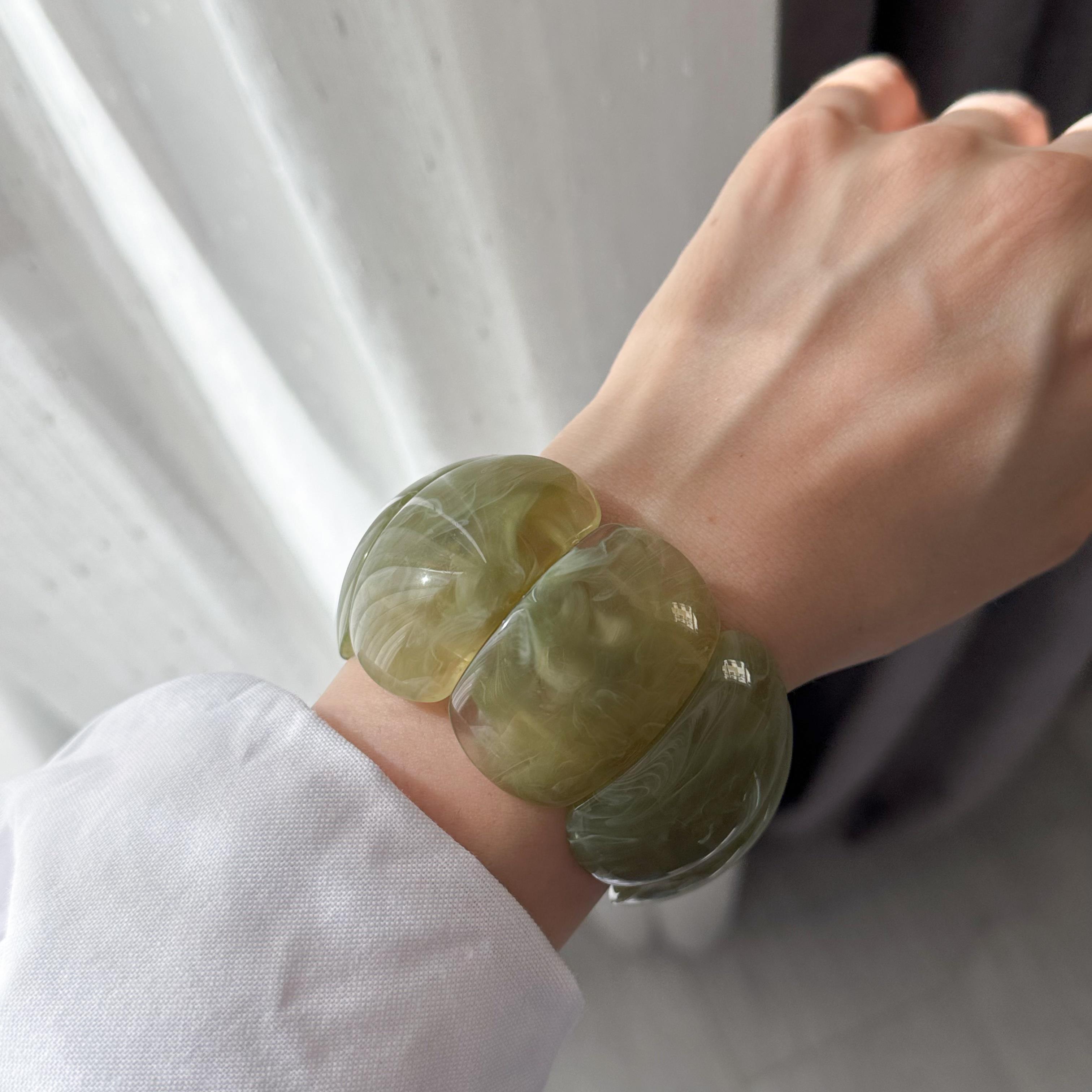 Kemik Lastikli Bileklik