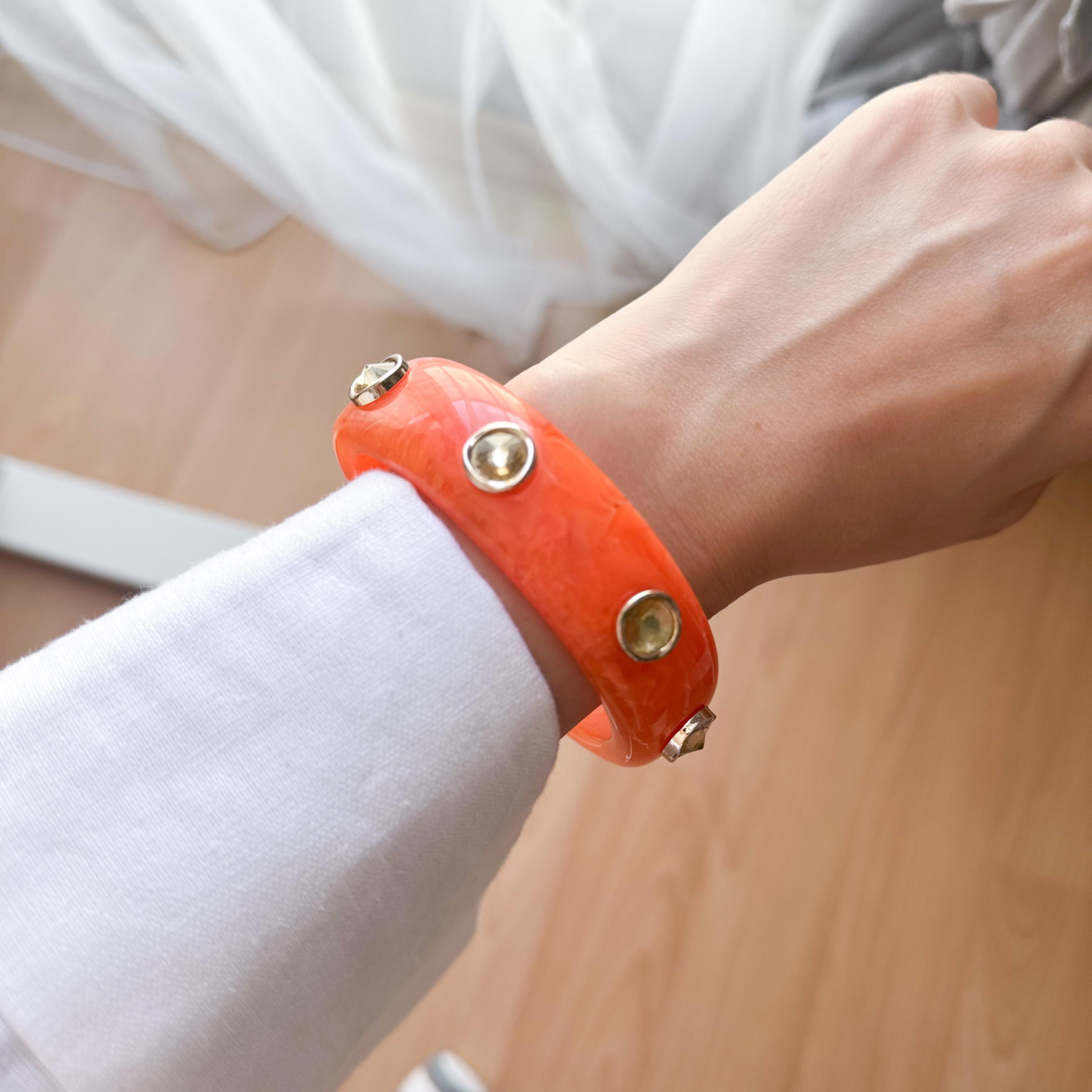 Kemik Renkli Taşlı Bileklik